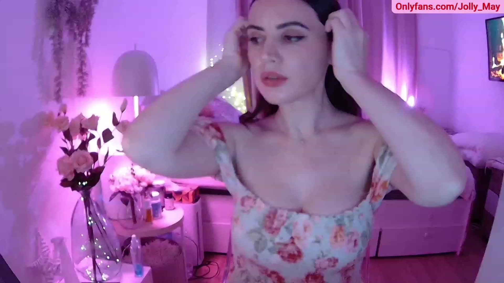 Gallery image thumbnail from ShyAngie's myfreecams stream on, 11/26/2023, 01:51 image 8 of 20