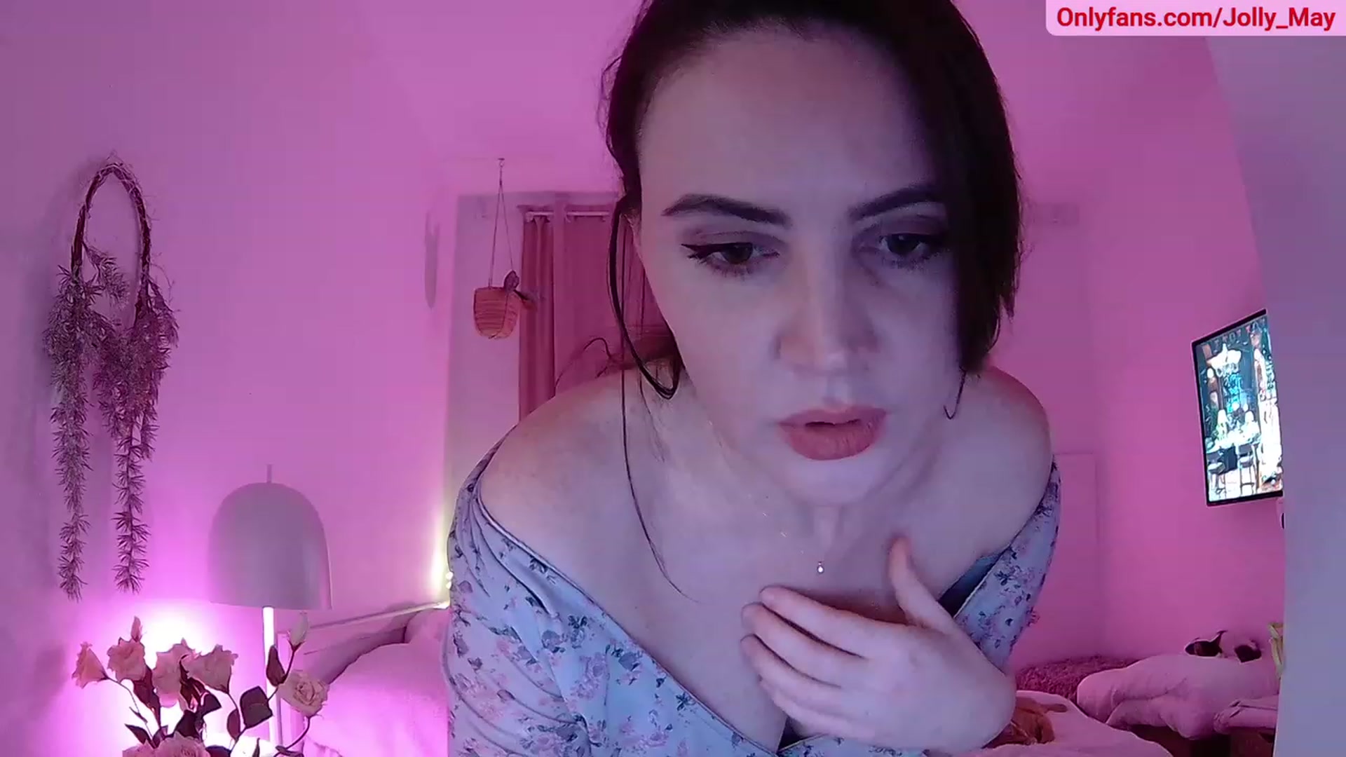 Gallery image thumbnail from ShyAngie's myfreecams stream on, 11/27/2023, 24:01 image 18 of 20