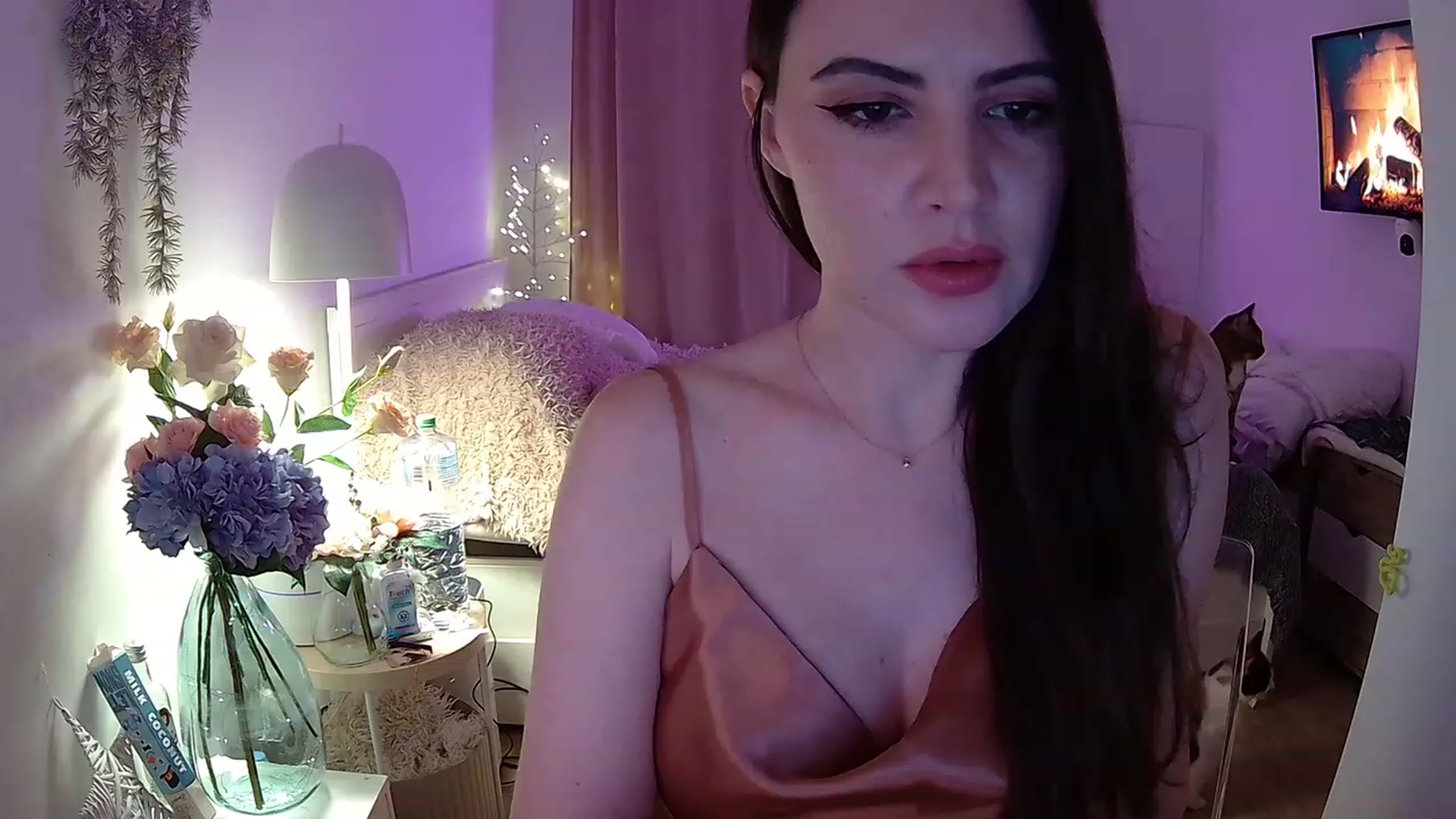 Gallery image thumbnail from ShyAngie's myfreecams stream on, 12/02/2023, 24:00 image 20 of 20