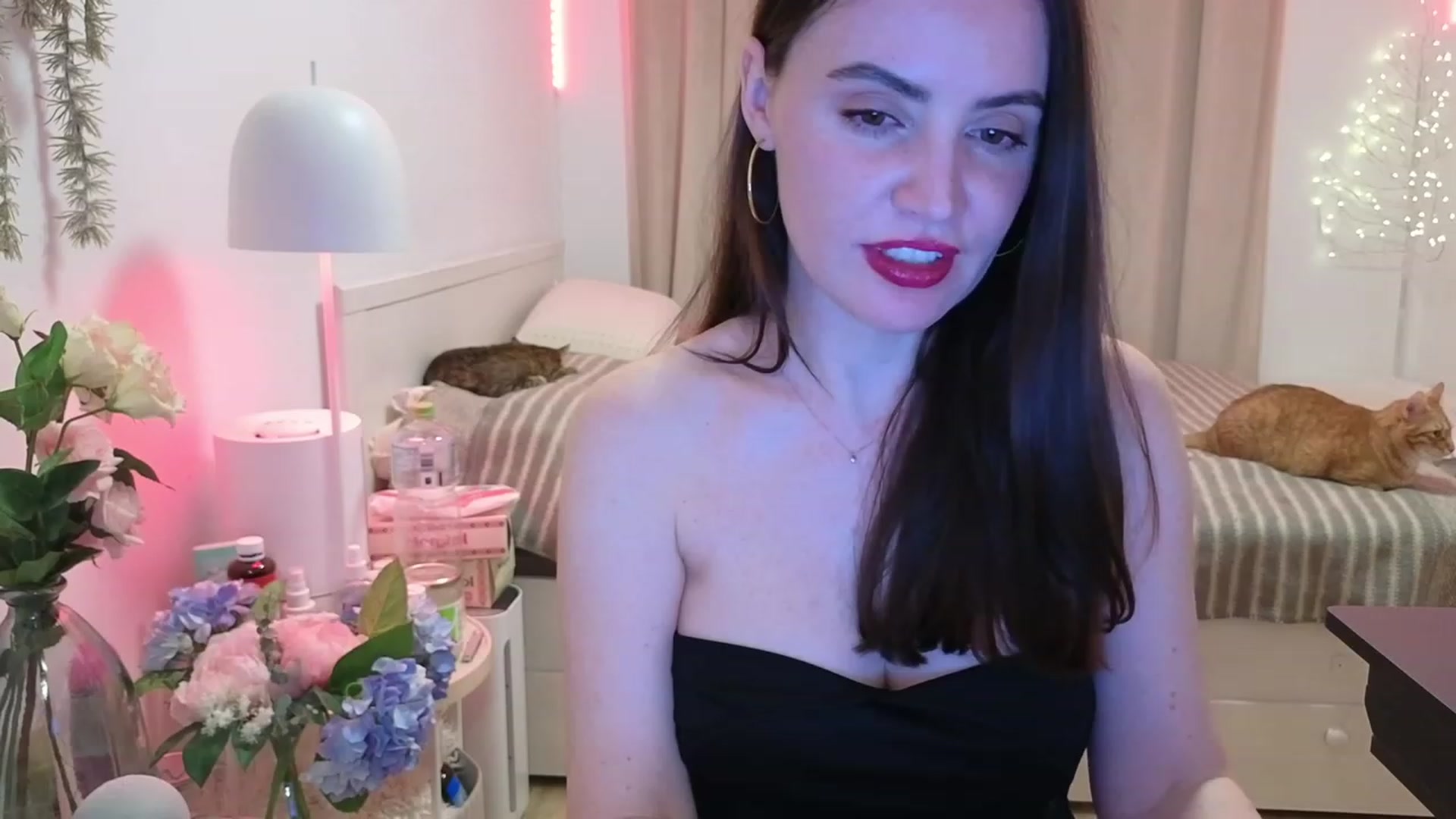 Gallery image thumbnail from ShyAngie's myfreecams stream on, 02/05/2024, 01:44 image 11 of 20