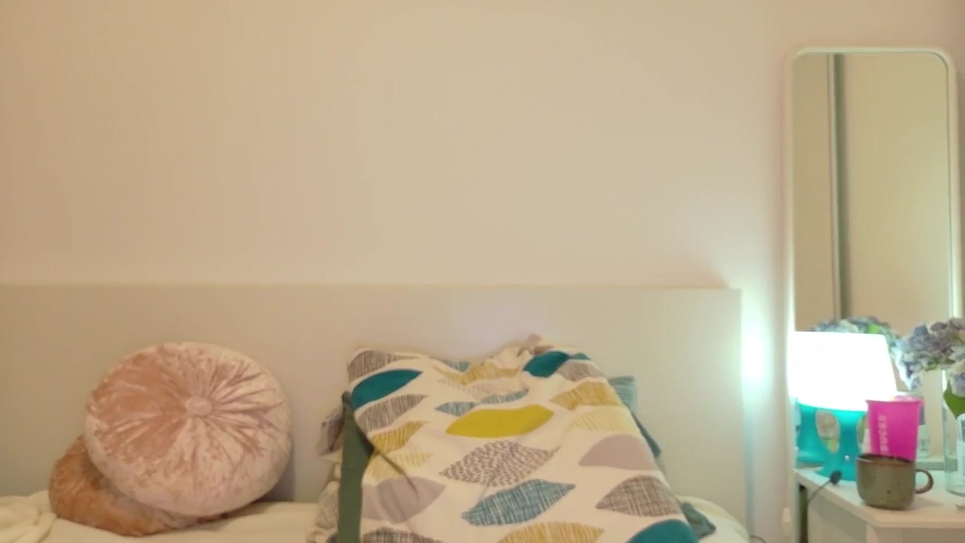Gallery image thumbnail from ShyAngie's myfreecams stream on, 12/21/2025, 20:47 image 4 of 20