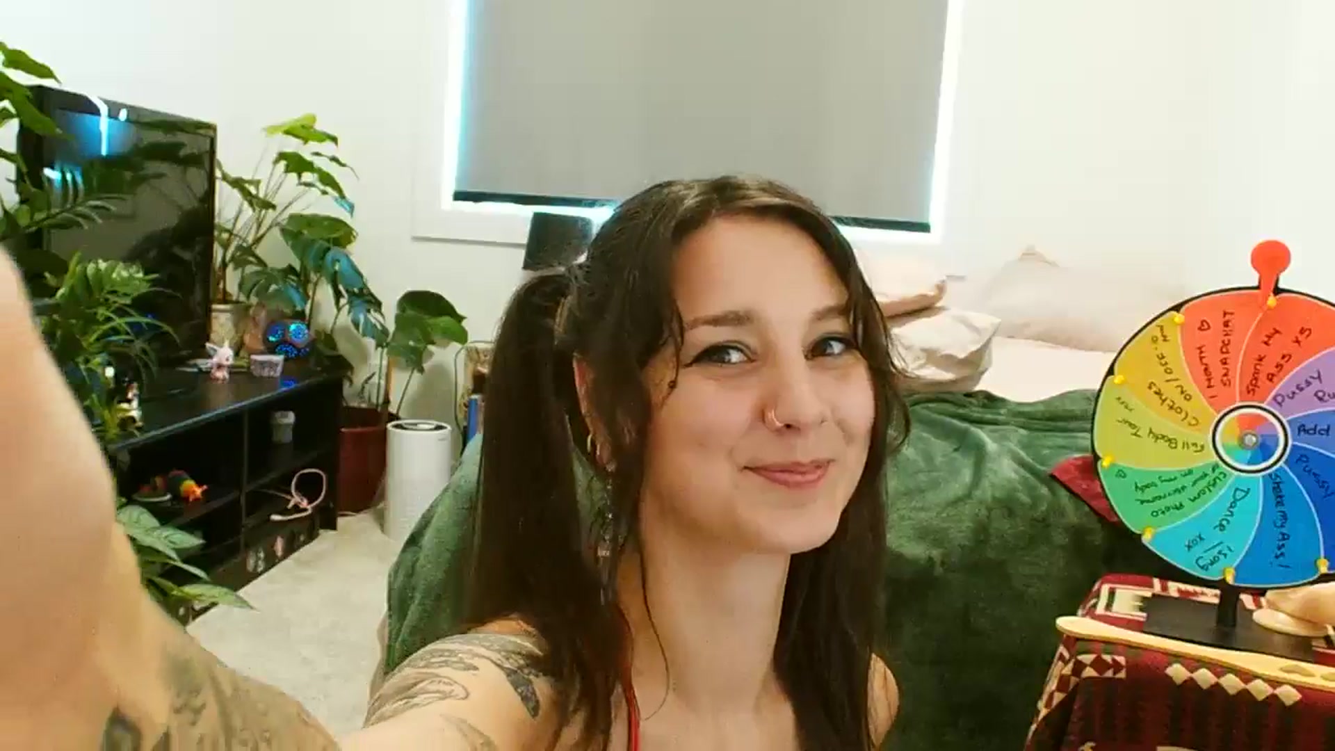 Gallery image thumbnail from ShyBabyy's myfreecams stream on, 07/16/2025, 21:19 image 12 of 20