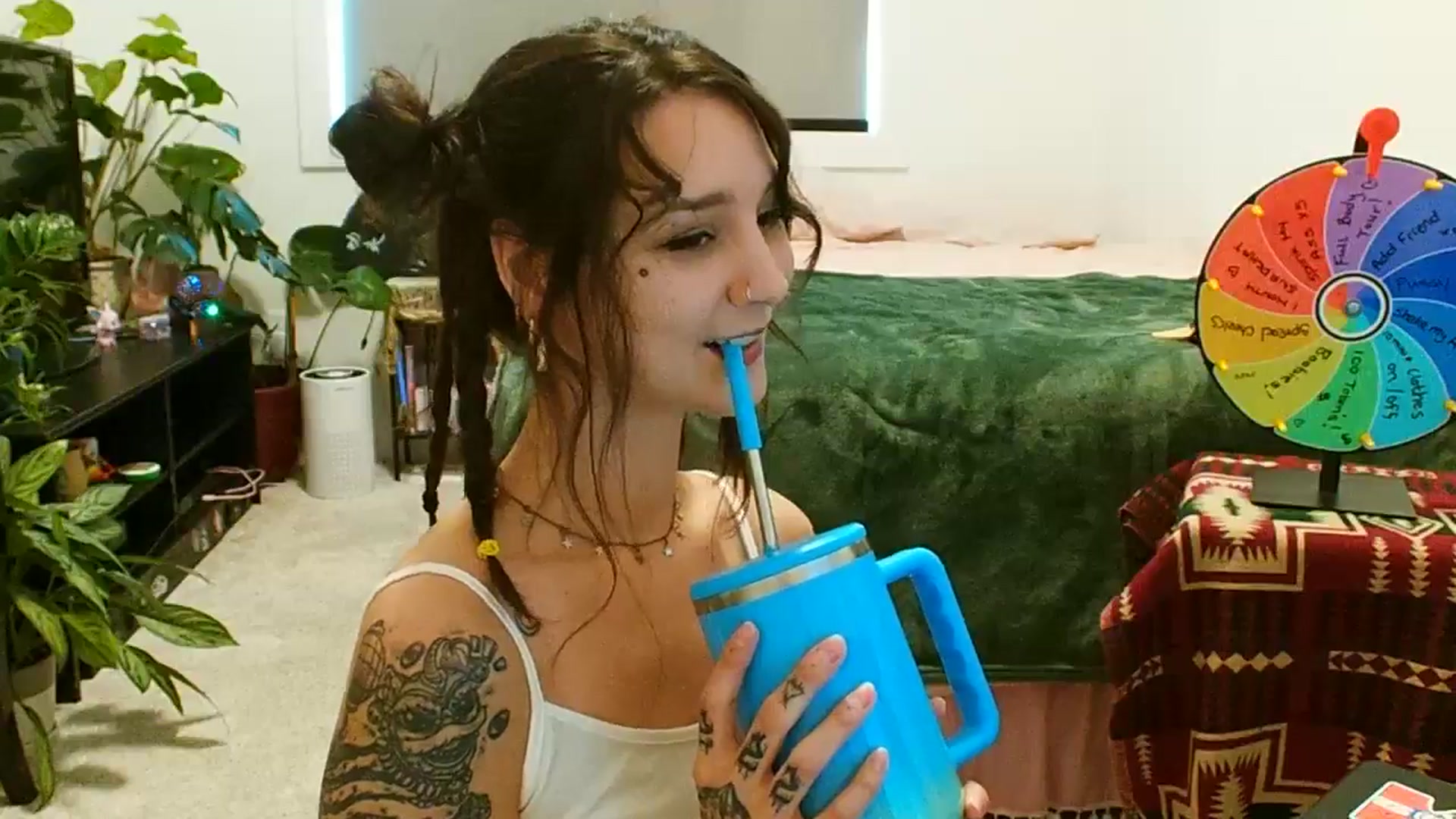 Gallery image thumbnail from ShyBabyy's myfreecams stream on, 07/22/2025, 19:29 image 18 of 20