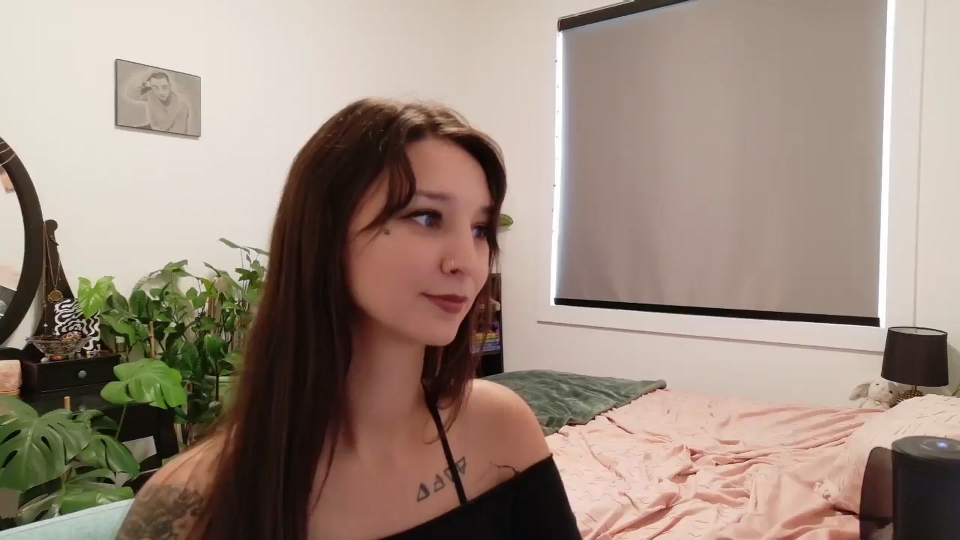 Gallery image thumbnail from ShyBabyy's myfreecams stream on, 08/15/2025, 19:37 image 2 of 20