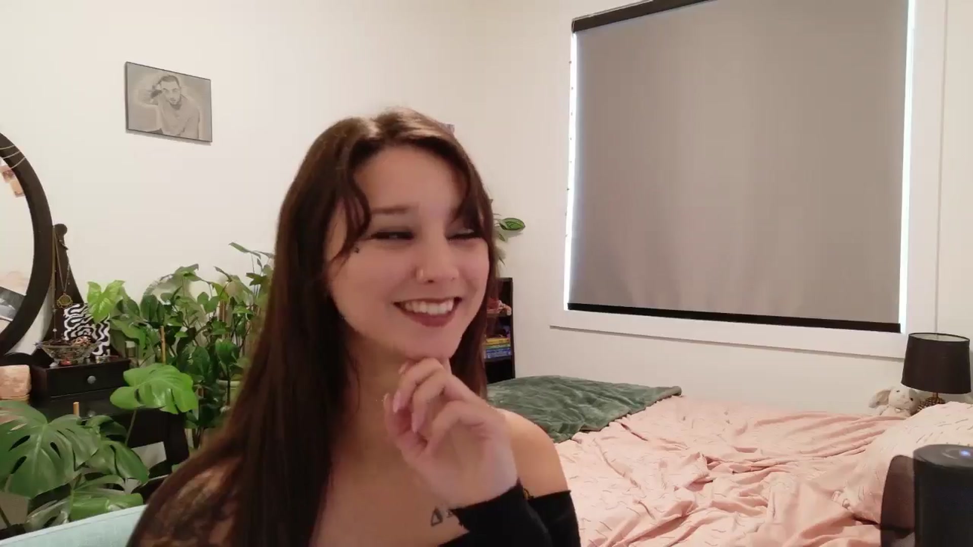 Gallery image thumbnail from ShyBabyy's myfreecams stream on, 08/15/2025, 19:37 image 4 of 20