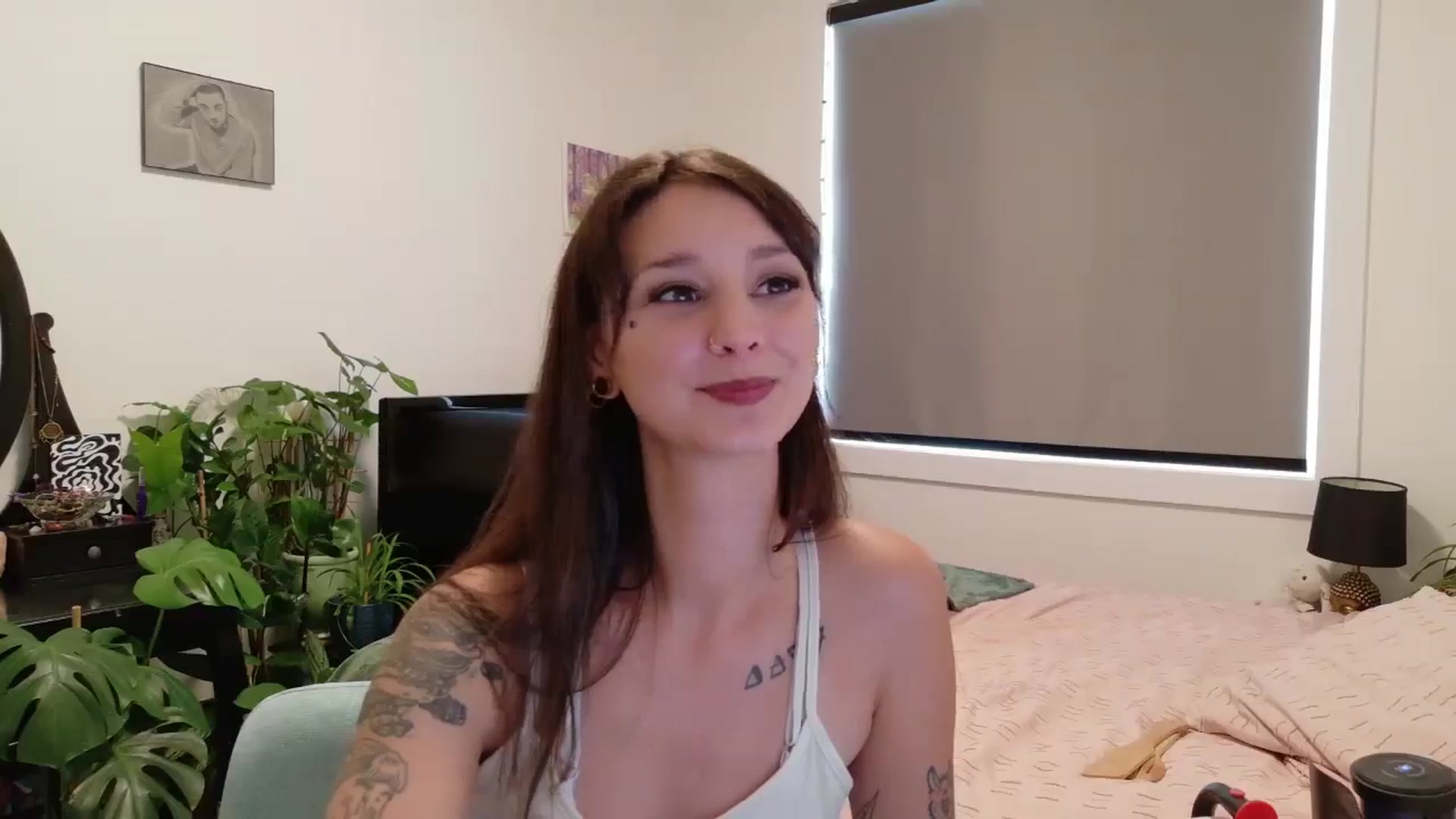 Gallery image thumbnail from ShyBabyy's myfreecams stream on, 08/18/2025, 20:30 image 4 of 20