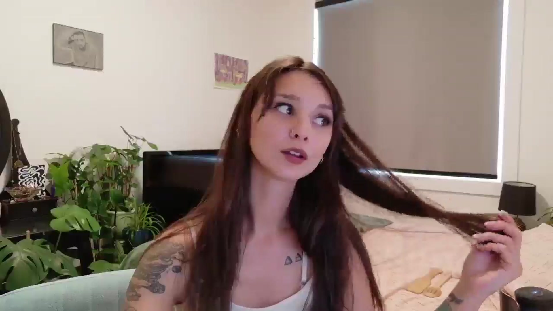 Gallery image thumbnail from ShyBabyy's myfreecams stream on, 08/18/2025, 20:30 image 9 of 20