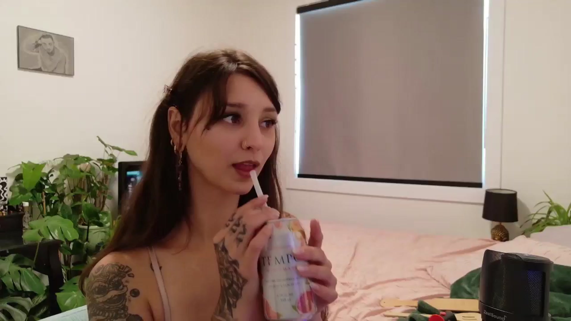 Gallery image thumbnail from ShyBabyy's myfreecams stream on, 08/19/2025, 20:03 image 17 of 20
