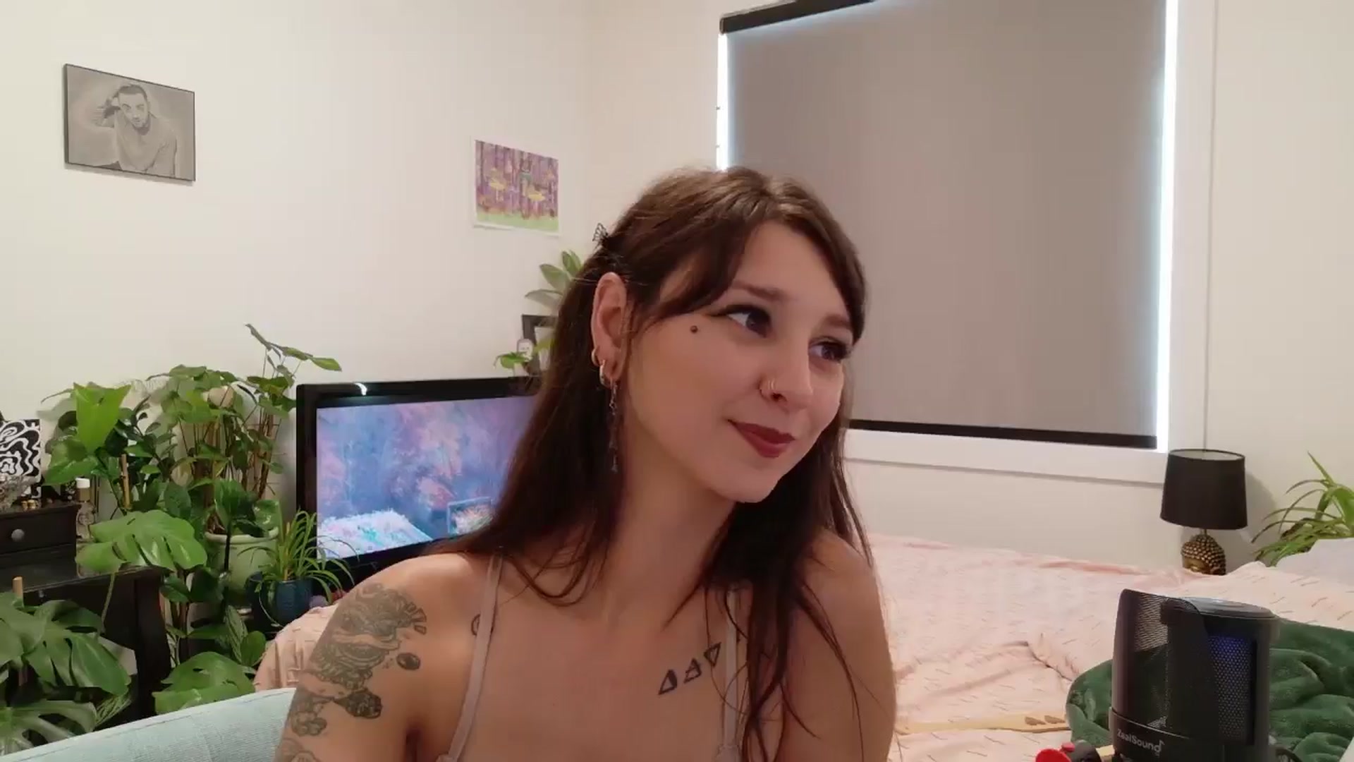 Gallery image thumbnail from ShyBabyy's myfreecams stream on, 08/19/2025, 21:39 image 10 of 20