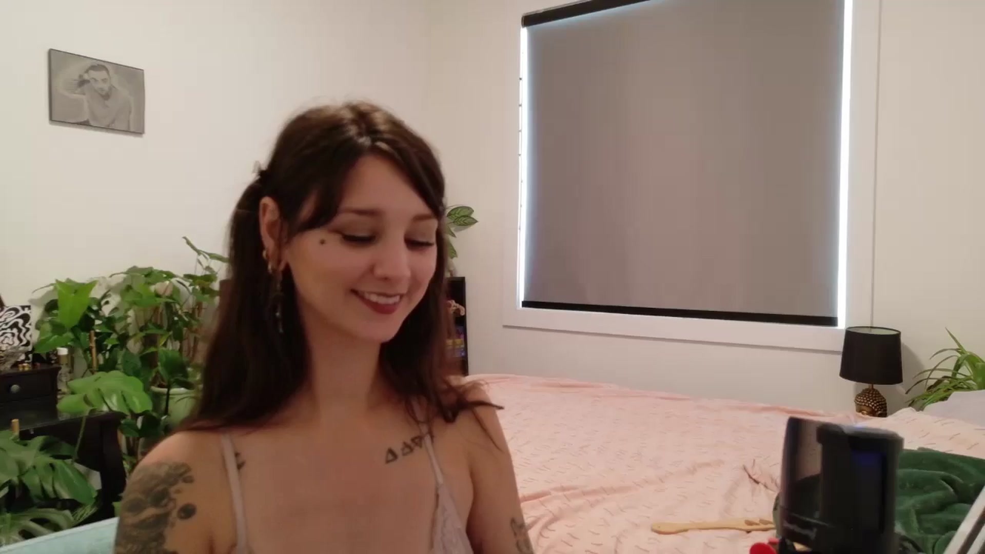 Gallery image thumbnail from ShyBabyy's myfreecams stream on, 08/19/2025, 21:39 image 6 of 20