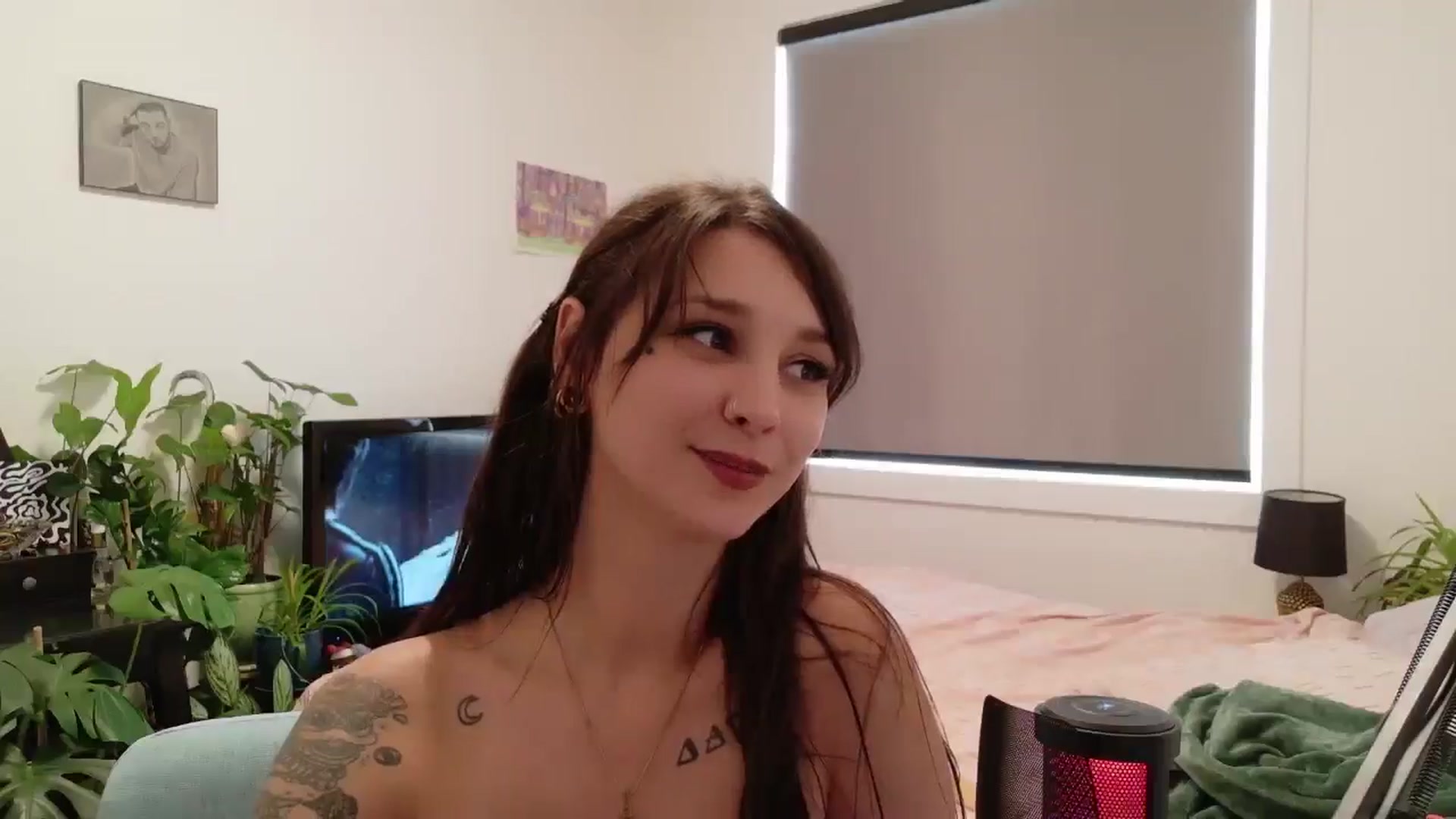 Gallery image thumbnail from ShyBabyy's myfreecams stream on, 08/21/2025, 01:18 image 19 of 20