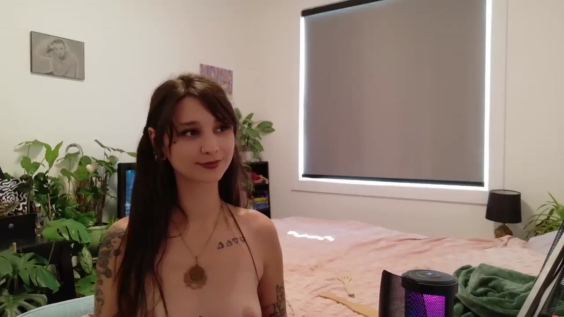 Gallery image thumbnail from ShyBabyy's myfreecams stream on, 08/21/2025, 01:18 image 1 of 20