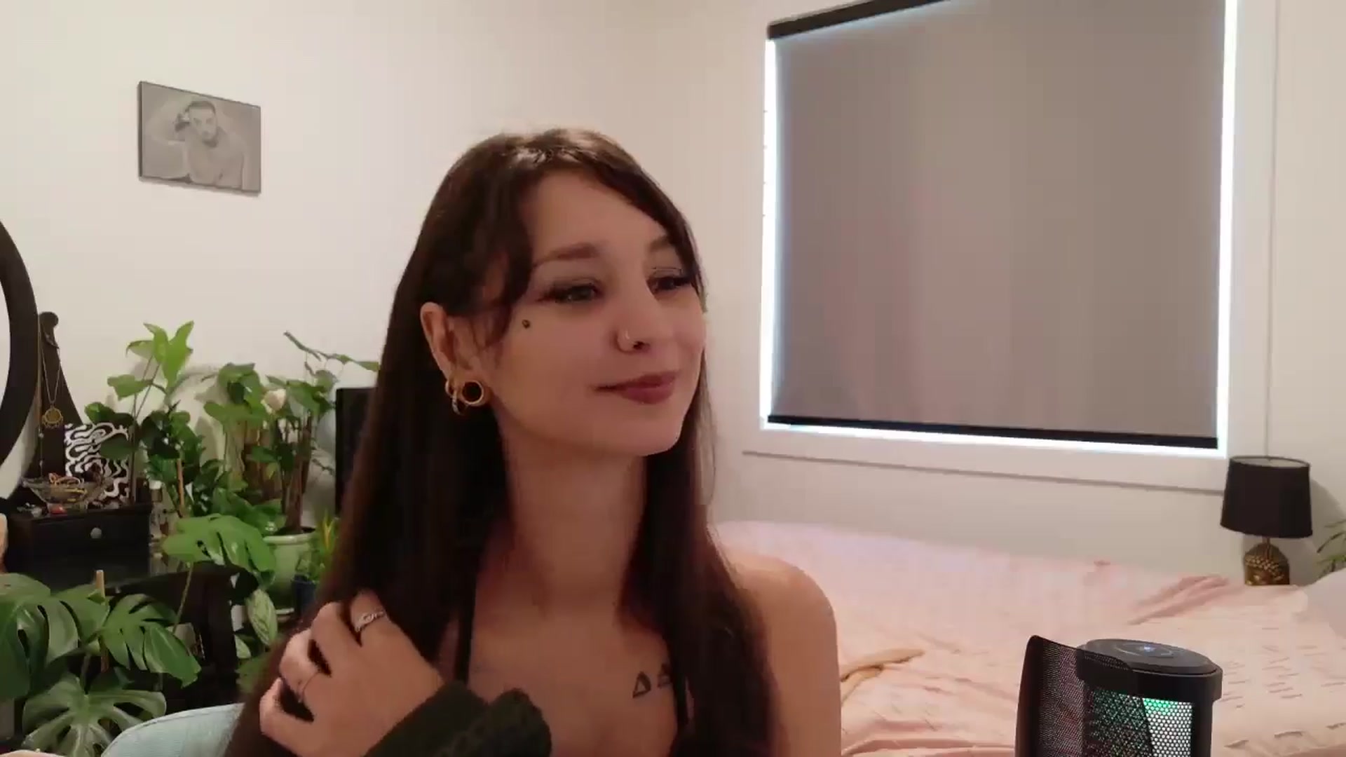 Gallery image thumbnail from ShyBabyy's myfreecams stream on, 08/21/2025, 19:47 image 14 of 20