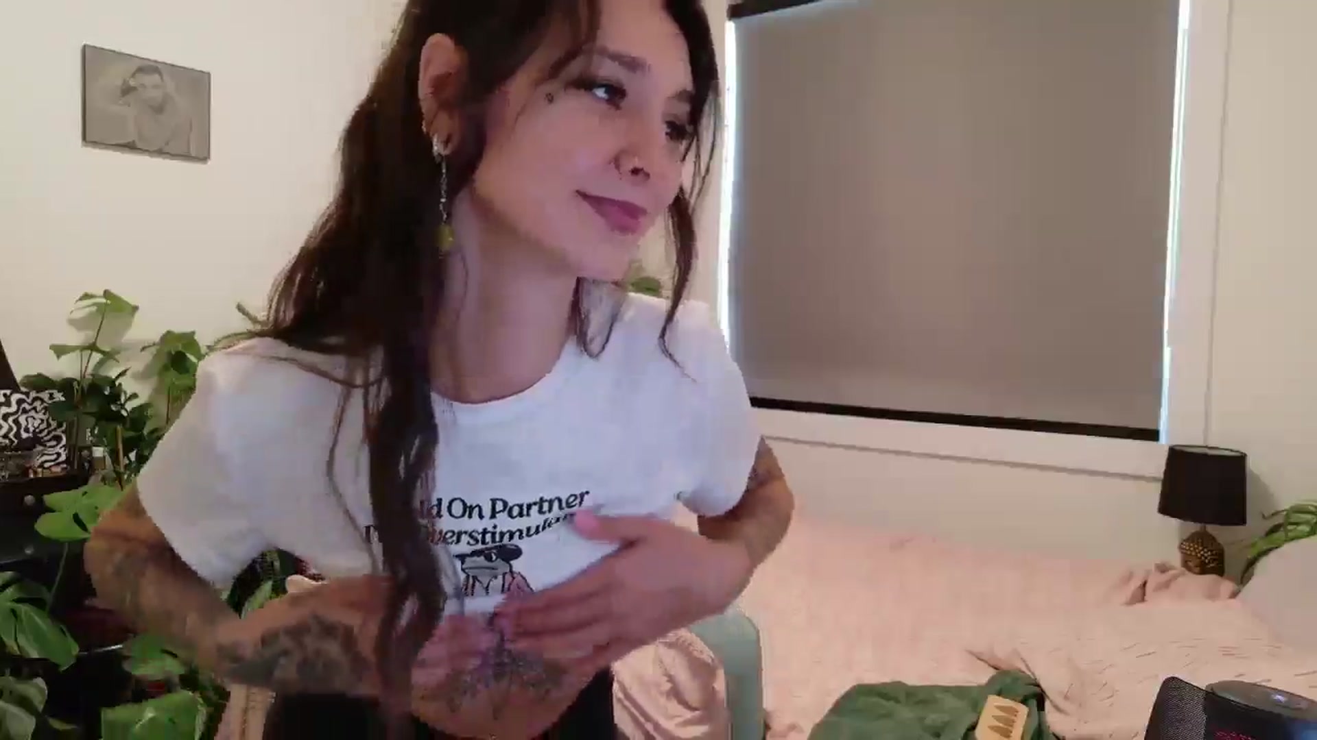 Gallery image thumbnail from ShyBabyy's myfreecams stream on, 08/26/2025, 17:38 image 15 of 20