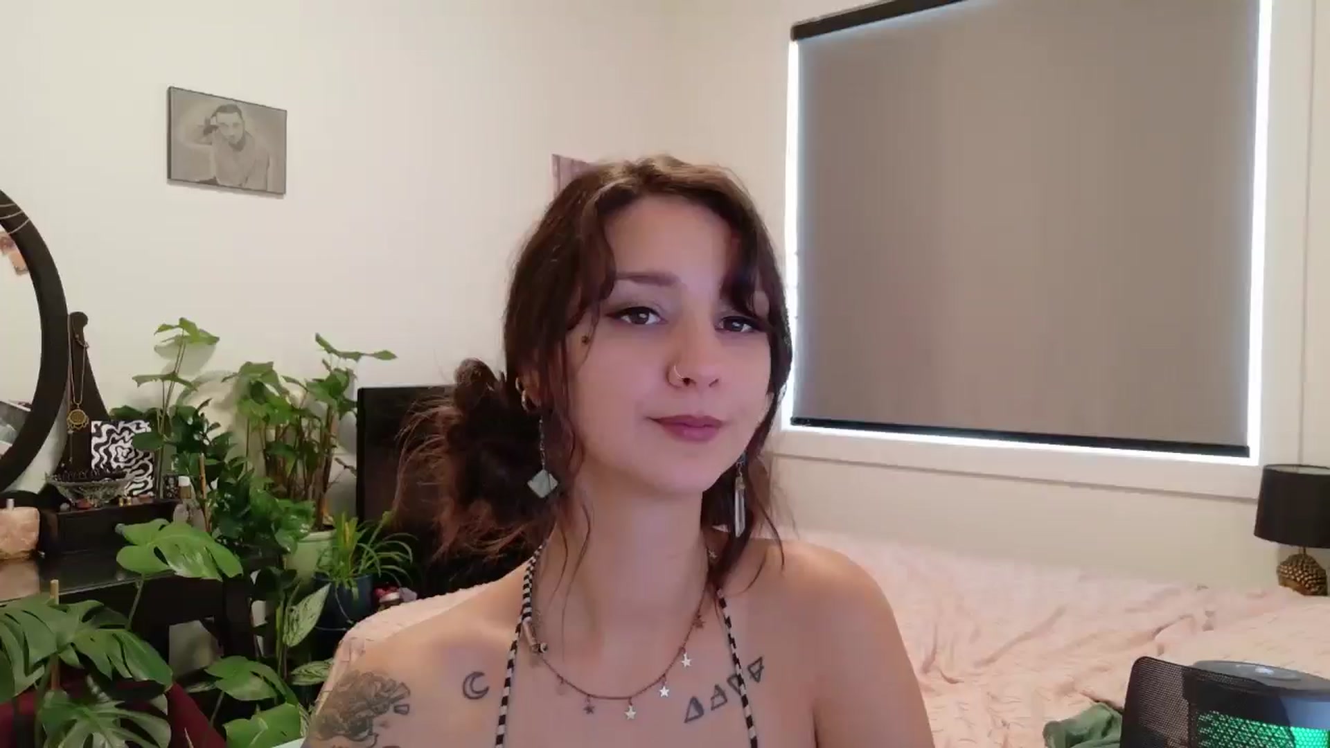 Gallery image thumbnail from ShyBabyy's myfreecams stream on, 08/27/2025, 21:31 image 6 of 20