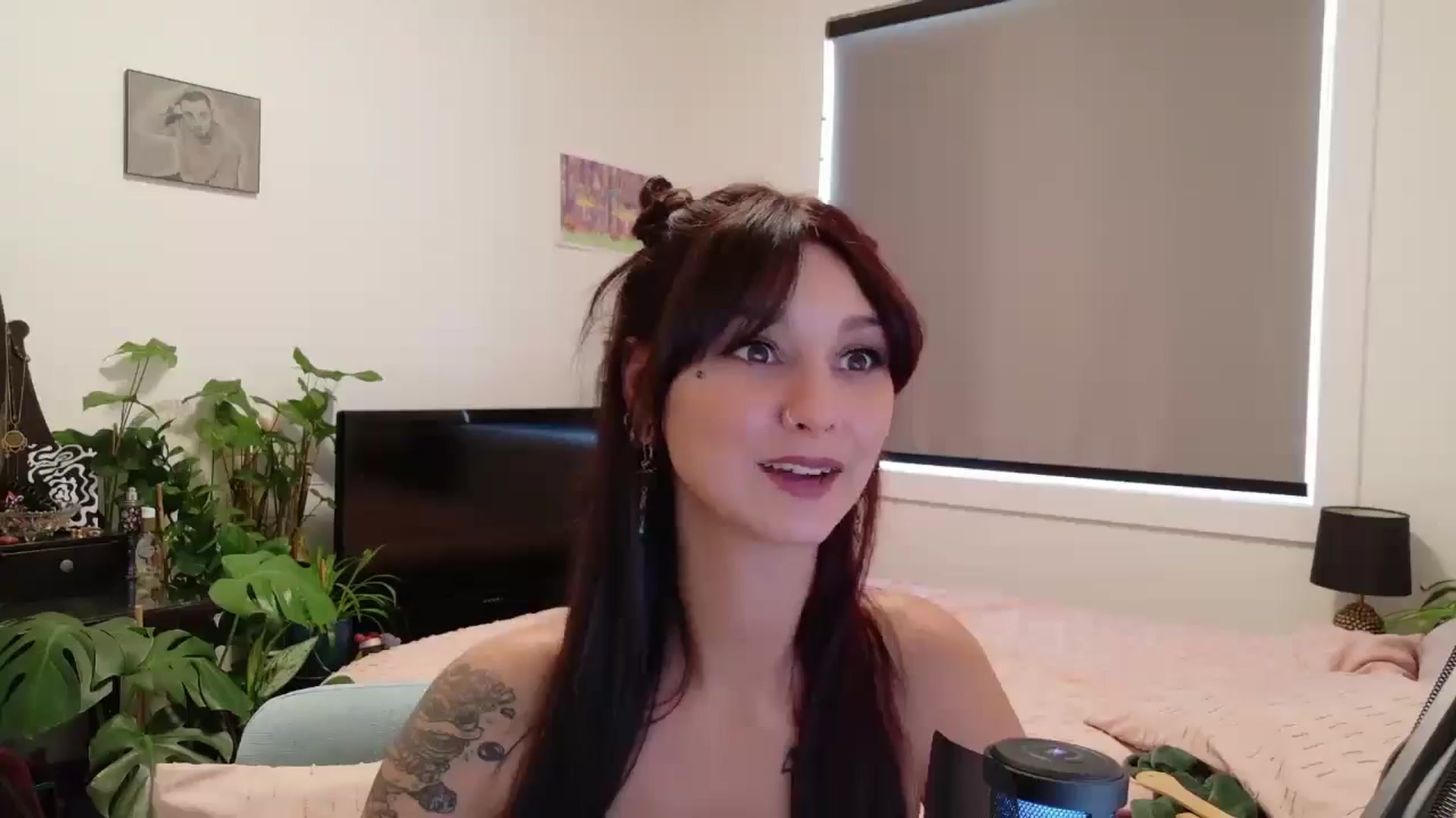 Gallery image thumbnail from ShyBabyy's myfreecams stream on, 08/29/2025, 18:17 image 8 of 20
