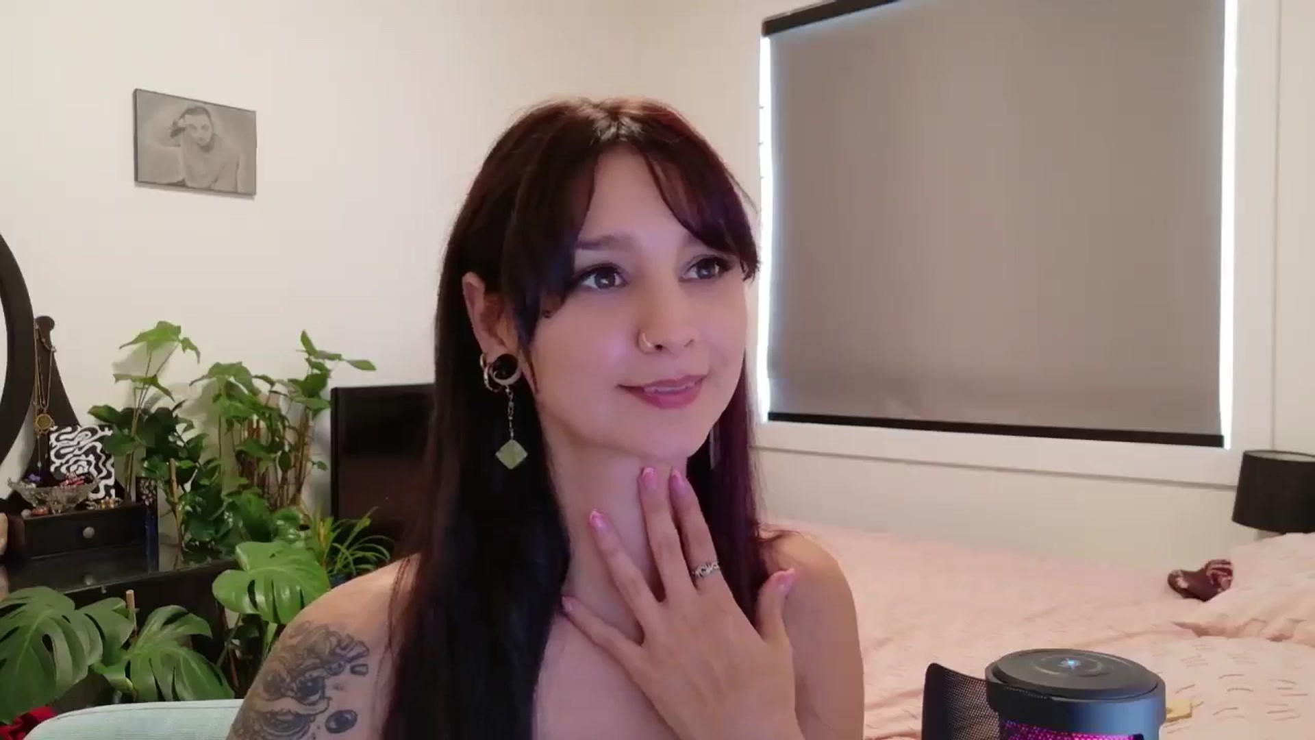 Gallery image thumbnail from ShyBabyy's myfreecams stream on, 09/01/2025, 18:02 image 10 of 20