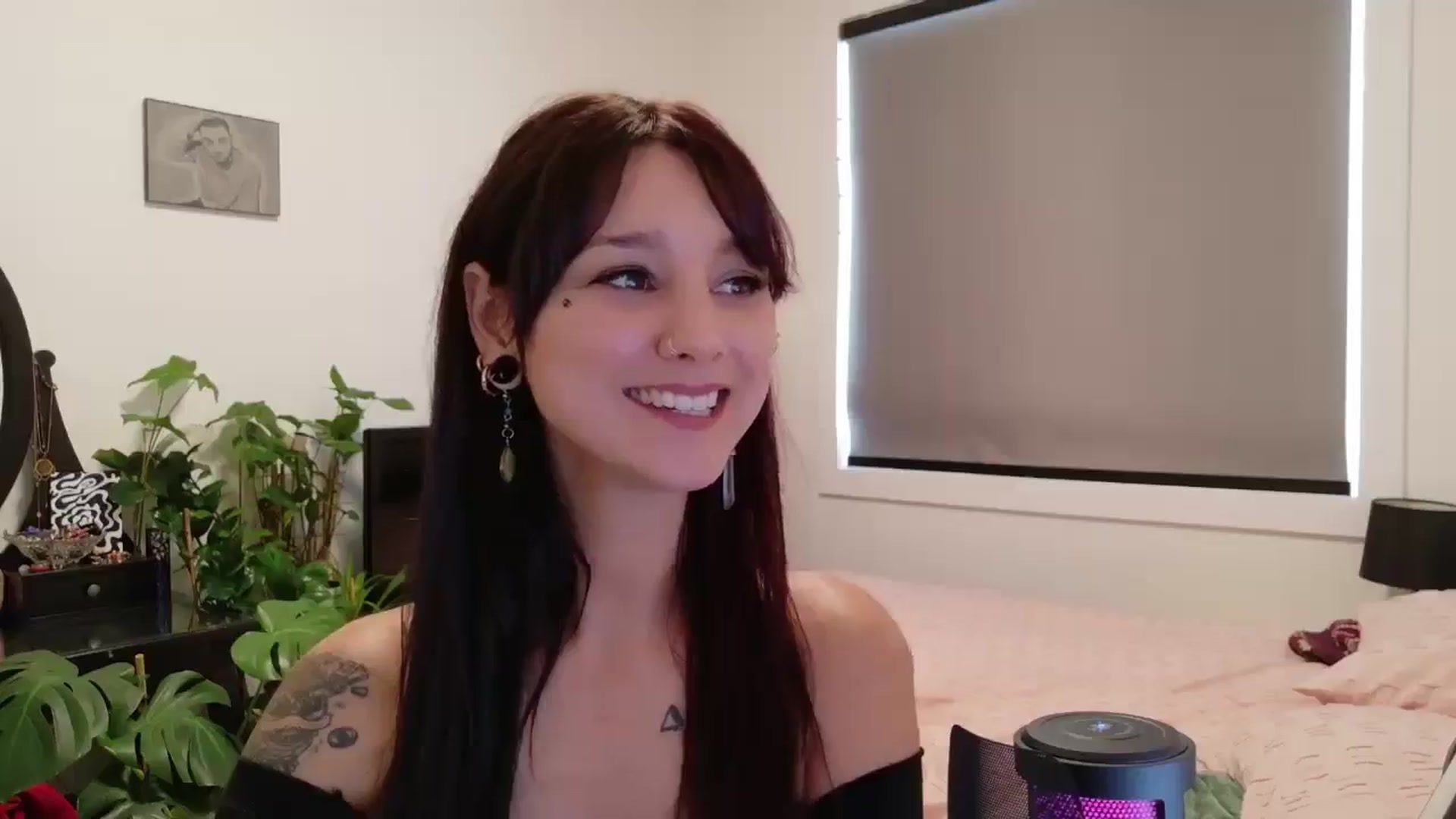 Gallery image thumbnail from ShyBabyy's myfreecams stream on, 09/01/2025, 18:02 image 19 of 20