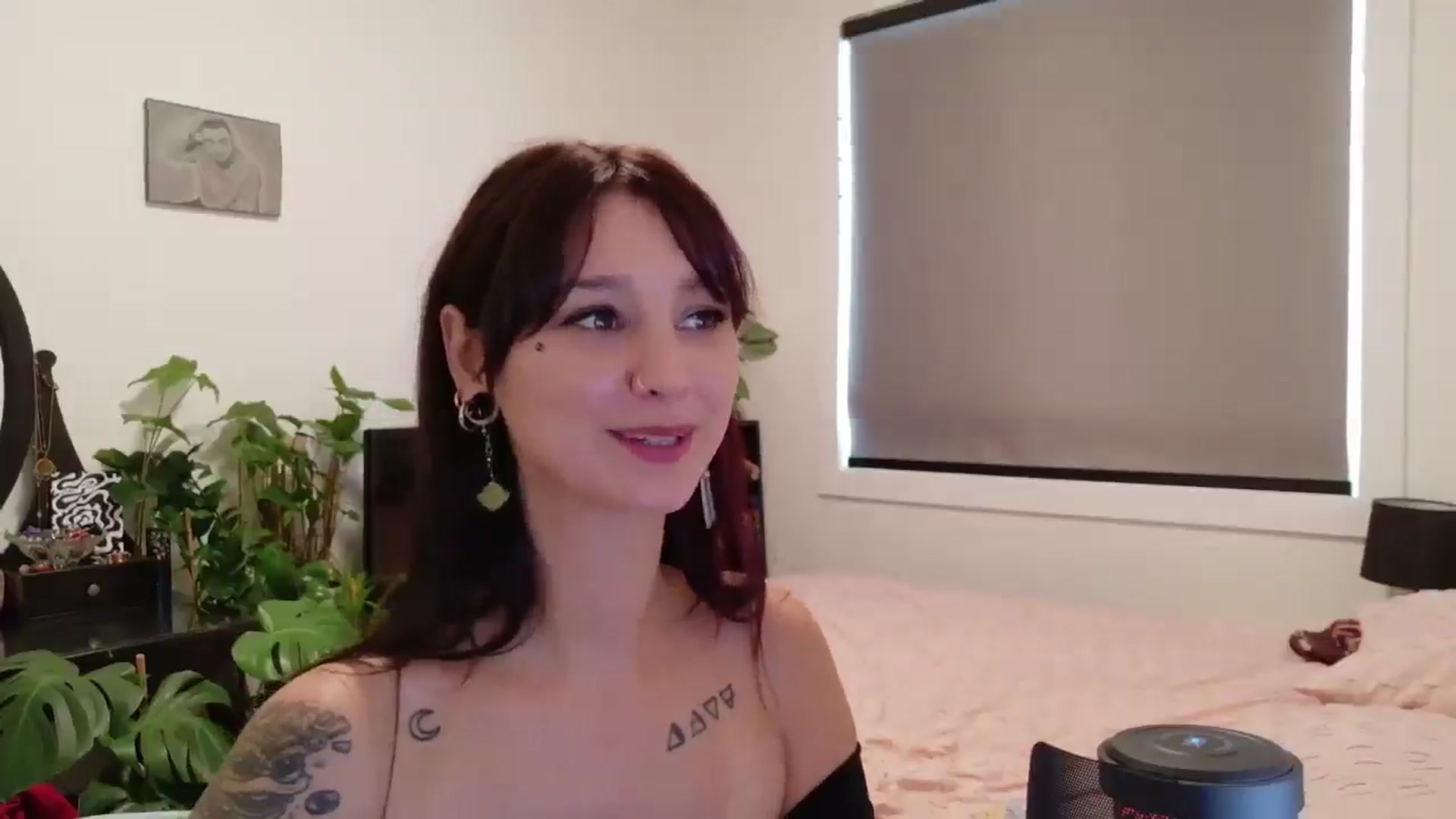 Gallery image thumbnail from ShyBabyy's myfreecams stream on, 09/01/2025, 18:02 image 16 of 20