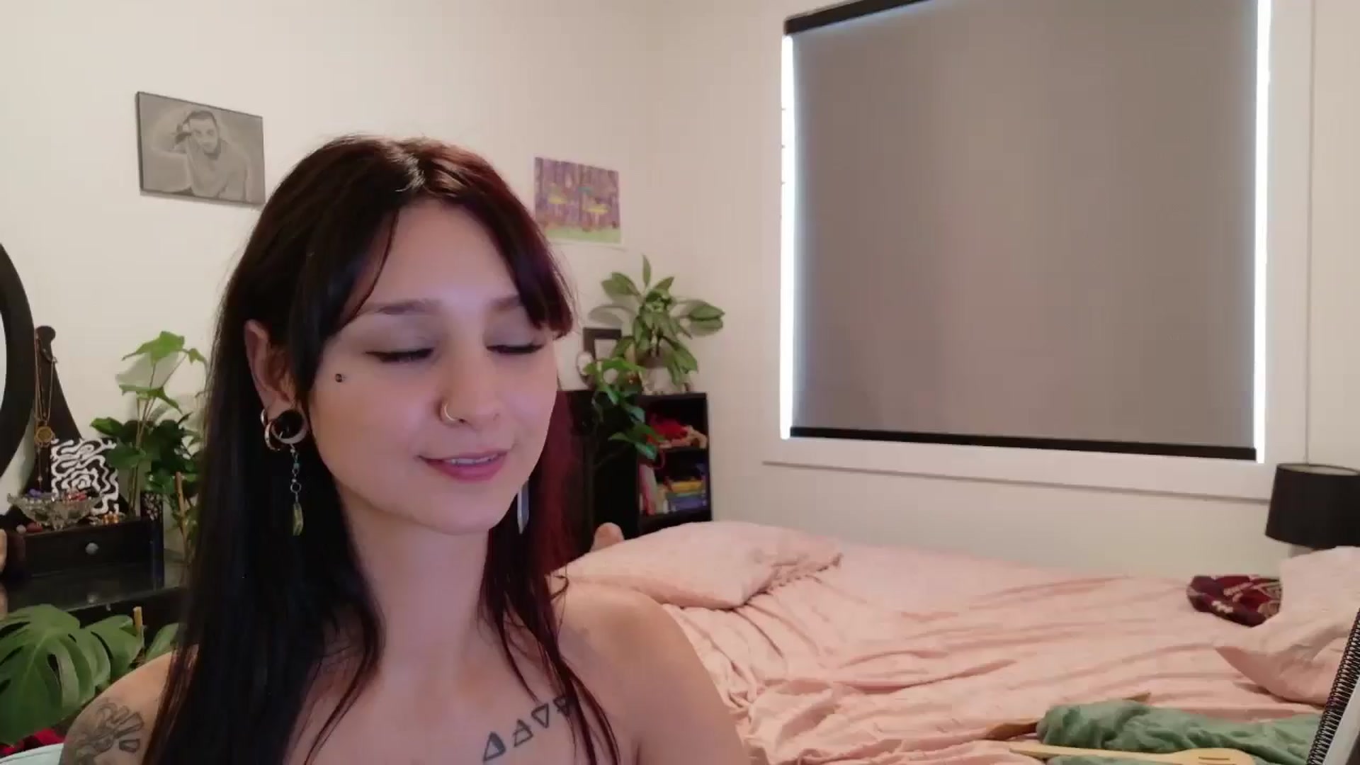 Gallery image thumbnail from ShyBabyy's myfreecams stream on, 09/01/2025, 20:58 image 15 of 20