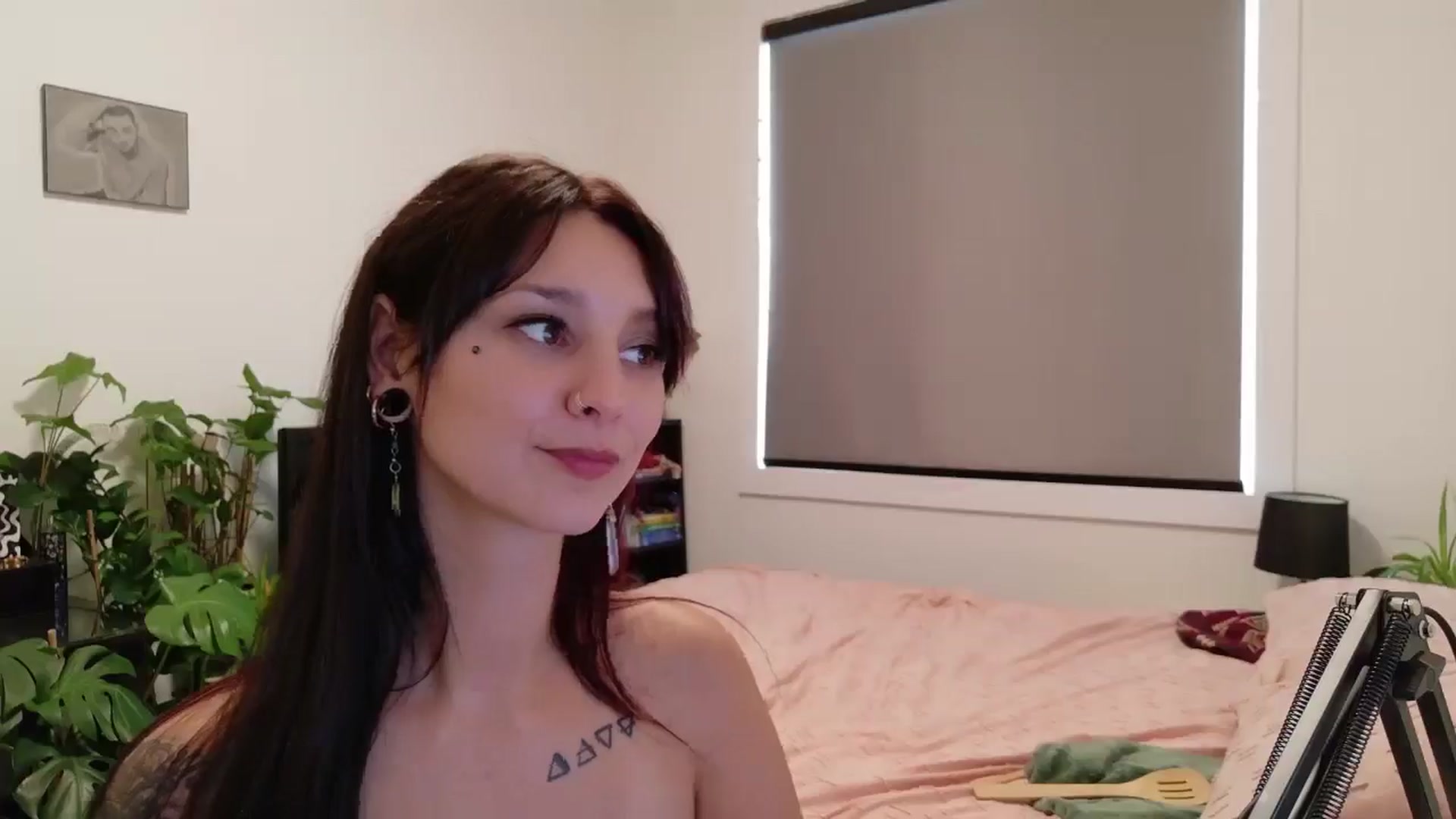 Gallery image thumbnail from ShyBabyy's myfreecams stream on, 09/01/2025, 22:31 image 16 of 20