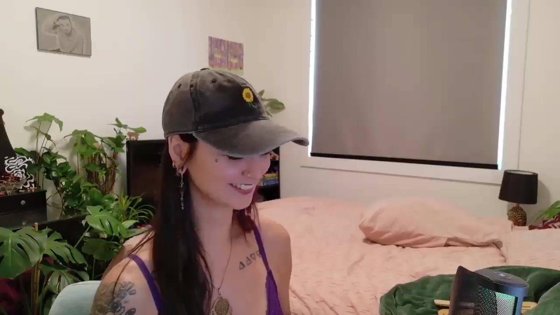 Gallery image thumbnail from ShyBabyy's myfreecams stream on, 09/05/2025, 17:44 image 14 of 20