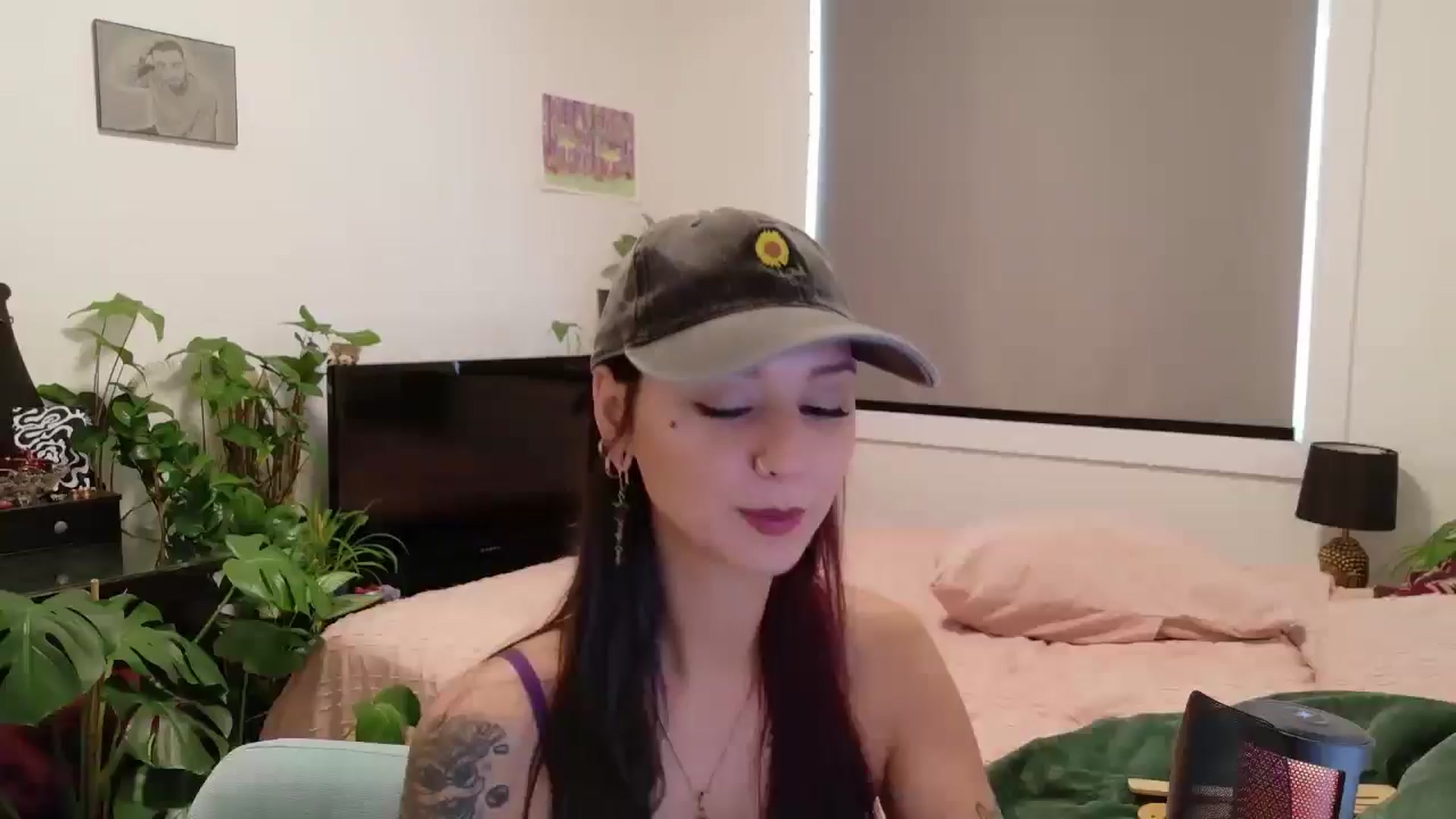 Gallery image thumbnail from ShyBabyy's myfreecams stream on, 09/05/2025, 17:44 image 7 of 20