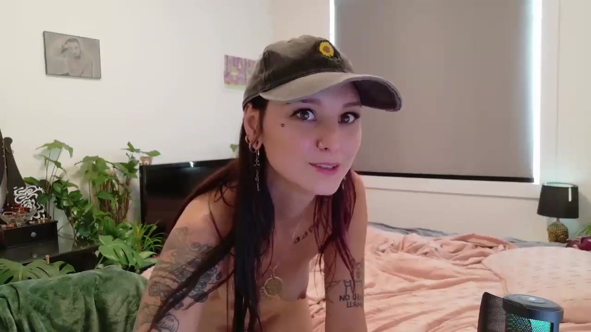 Gallery image thumbnail from ShyBabyy's myfreecams stream on, 09/05/2025, 22:04 image 19 of 20