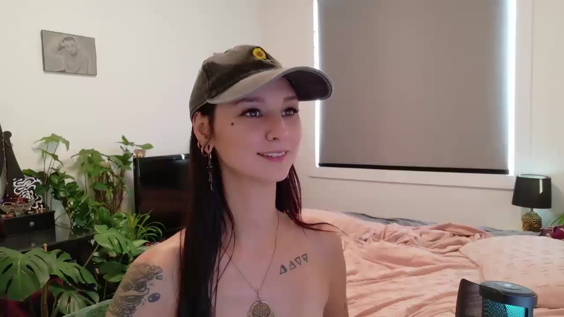 Gallery image thumbnail from ShyBabyy's myfreecams stream on, 09/05/2025, 22:04 image 20 of 20