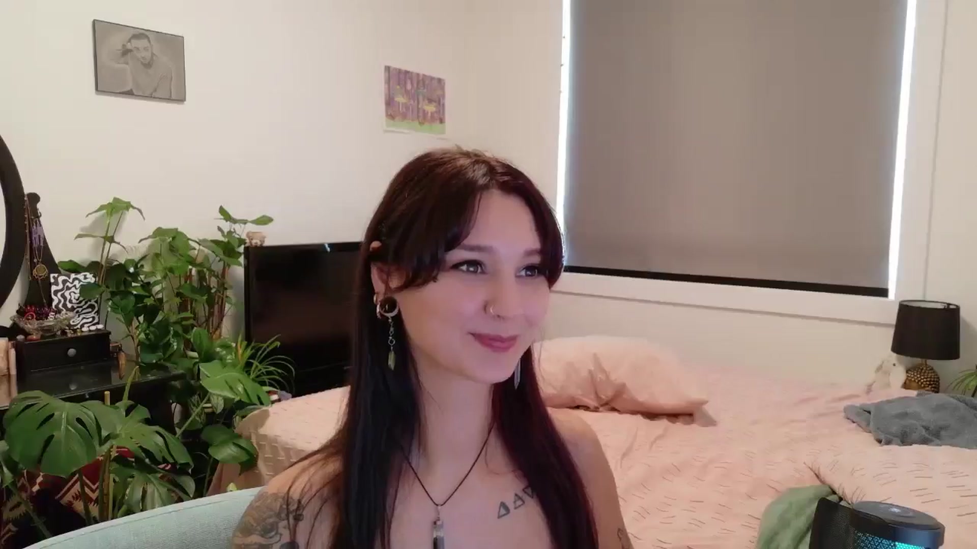 Gallery image thumbnail from ShyBabyy's myfreecams stream on, 09/12/2025, 20:03 image 19 of 20