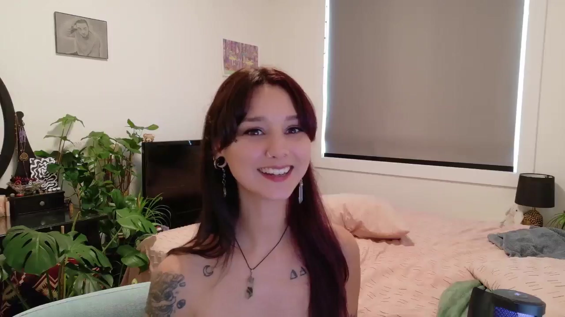 Gallery image thumbnail from ShyBabyy's myfreecams stream on, 09/12/2025, 20:03 image 9 of 20