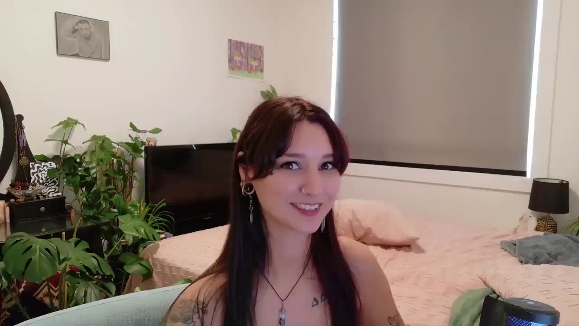 Gallery image thumbnail from ShyBabyy's myfreecams stream on, 09/12/2025, 20:03 image 18 of 20