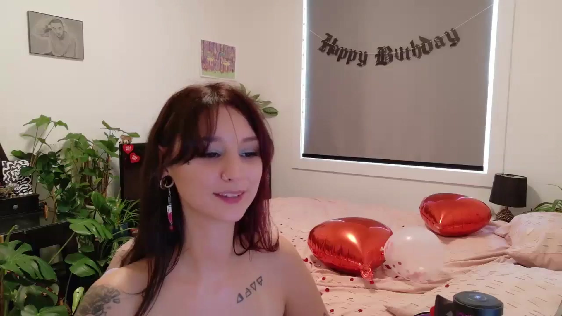 Gallery image thumbnail from ShyBabyy's myfreecams stream on, 09/15/2025, 22:20 image 10 of 20