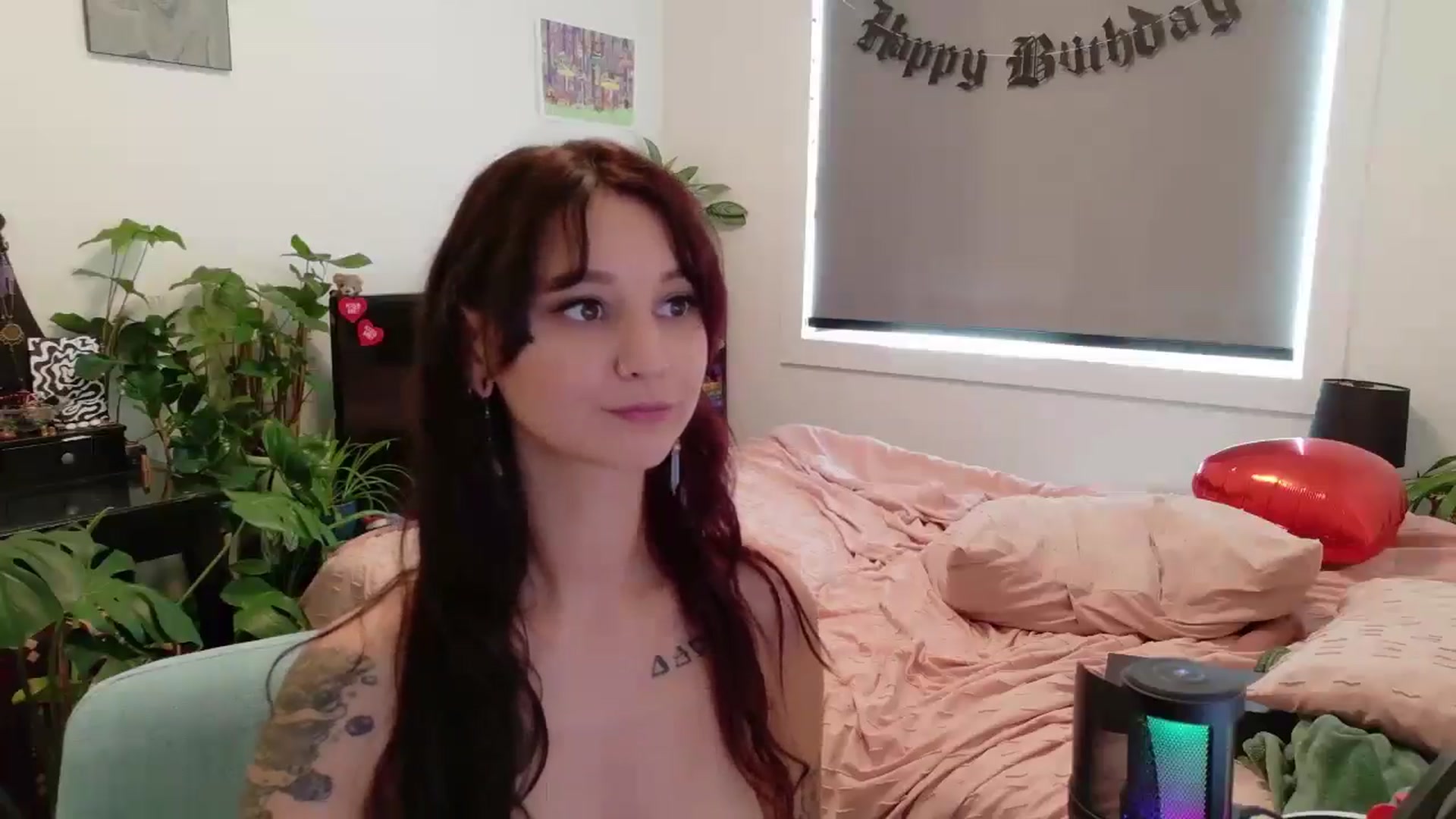 Gallery image thumbnail from ShyBabyy's myfreecams stream on, 09/16/2025, 22:18 image 17 of 20