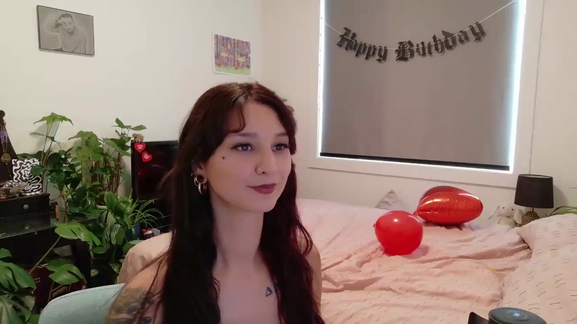 Gallery image thumbnail from ShyBabyy's myfreecams stream on, 09/17/2025, 22:04 image 17 of 20