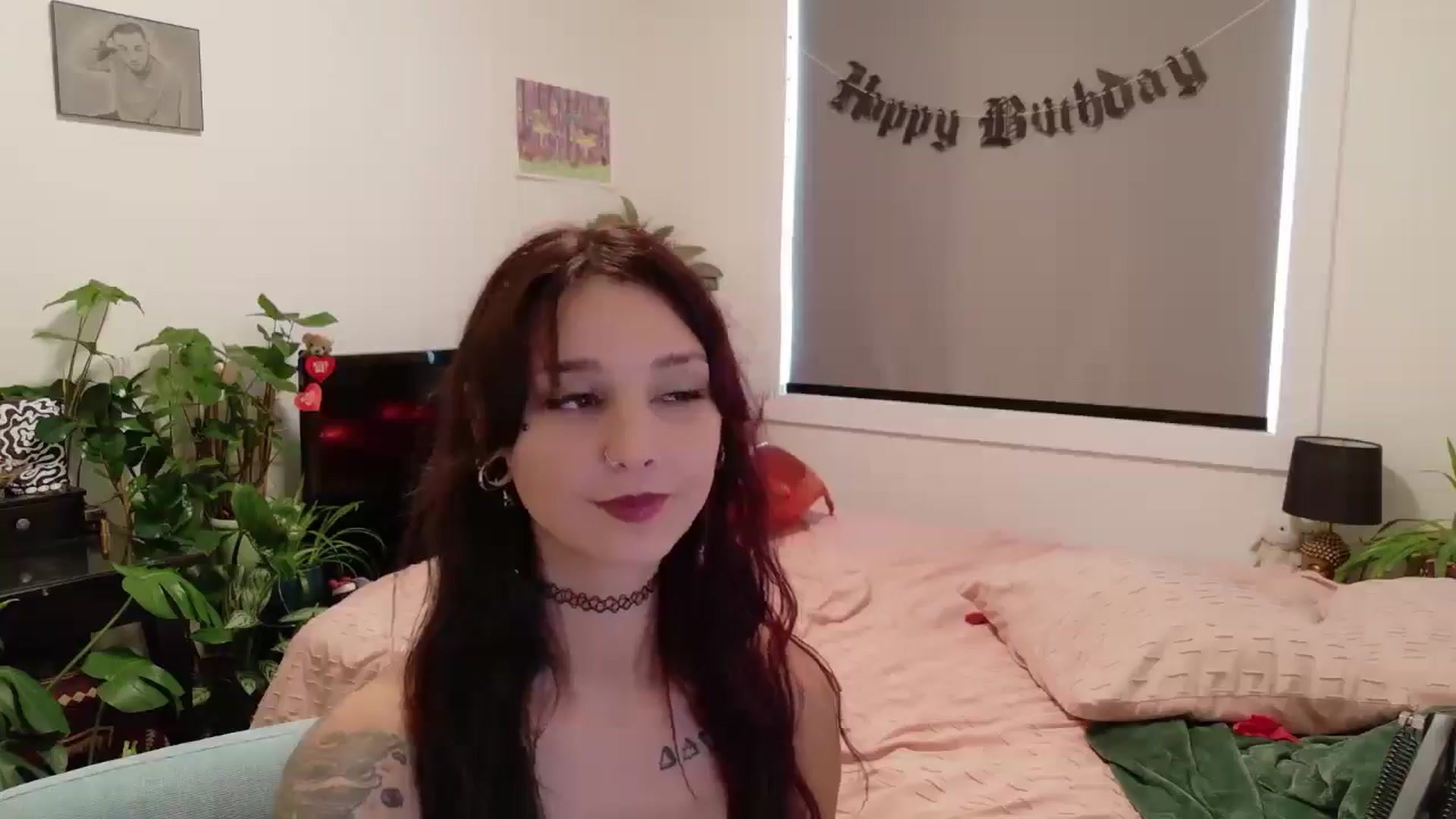 Gallery image thumbnail from ShyBabyy's myfreecams stream on, 09/18/2025, 19:36 image 19 of 20