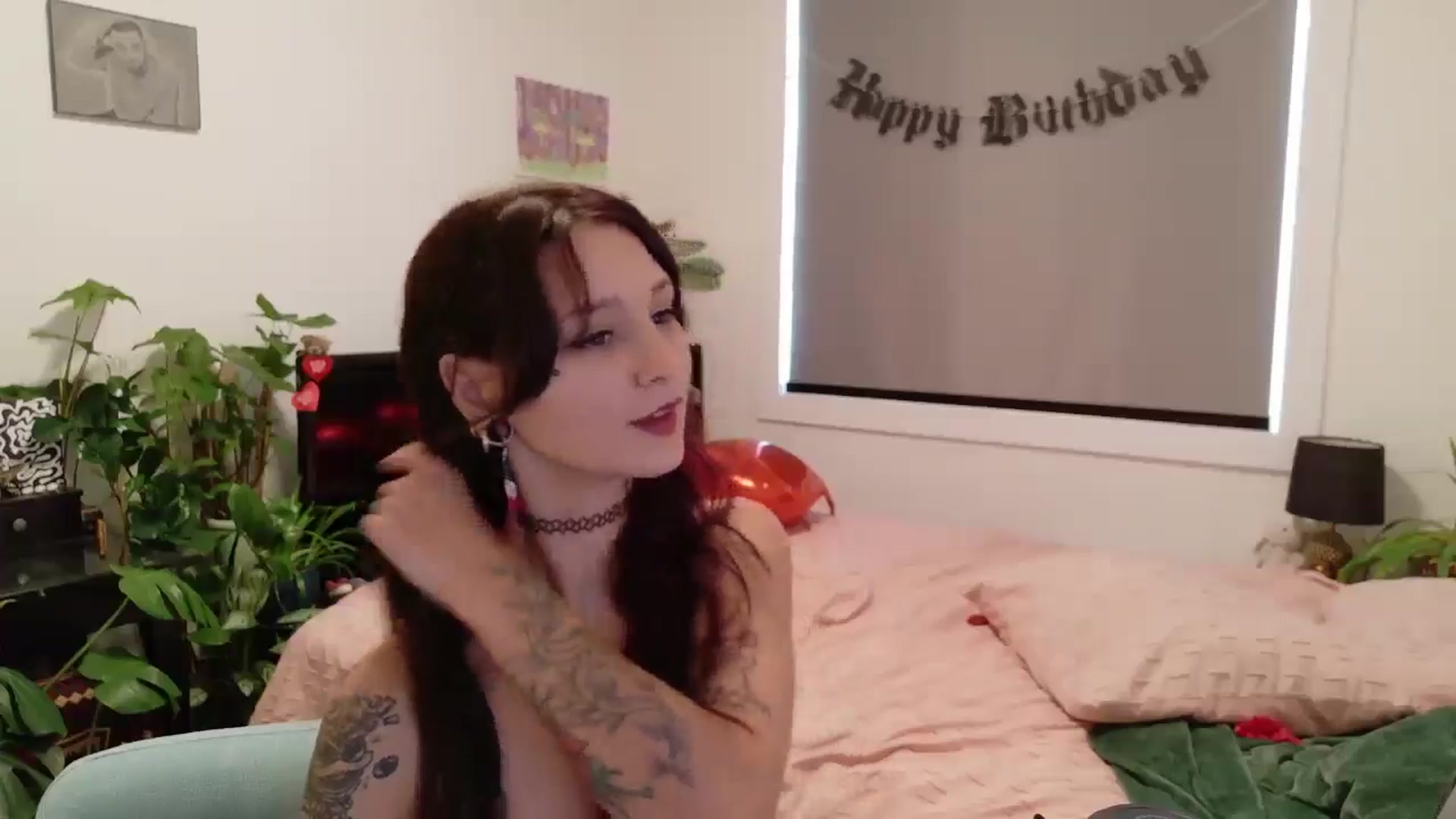Gallery image thumbnail from ShyBabyy's myfreecams stream on, 09/18/2025, 19:36 image 17 of 20