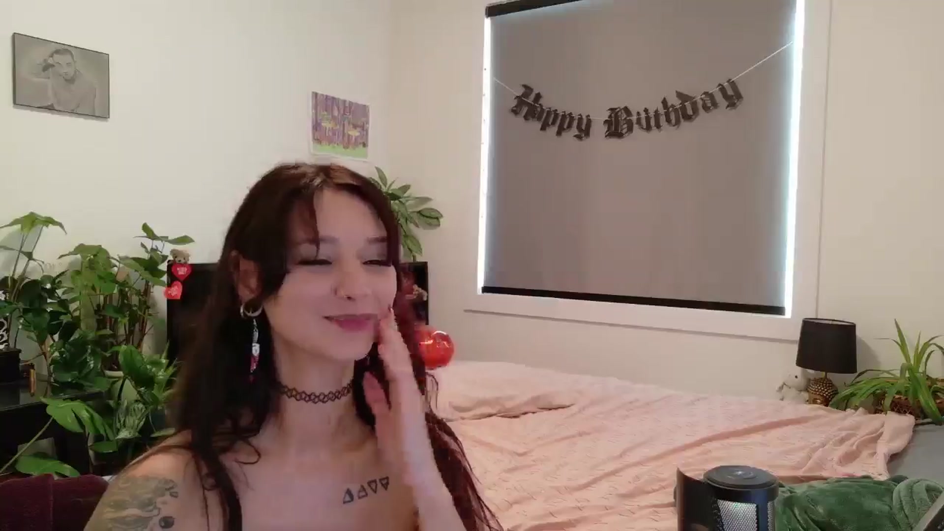 Gallery image thumbnail from ShyBabyy's myfreecams stream on, 09/18/2025, 21:19 image 12 of 20