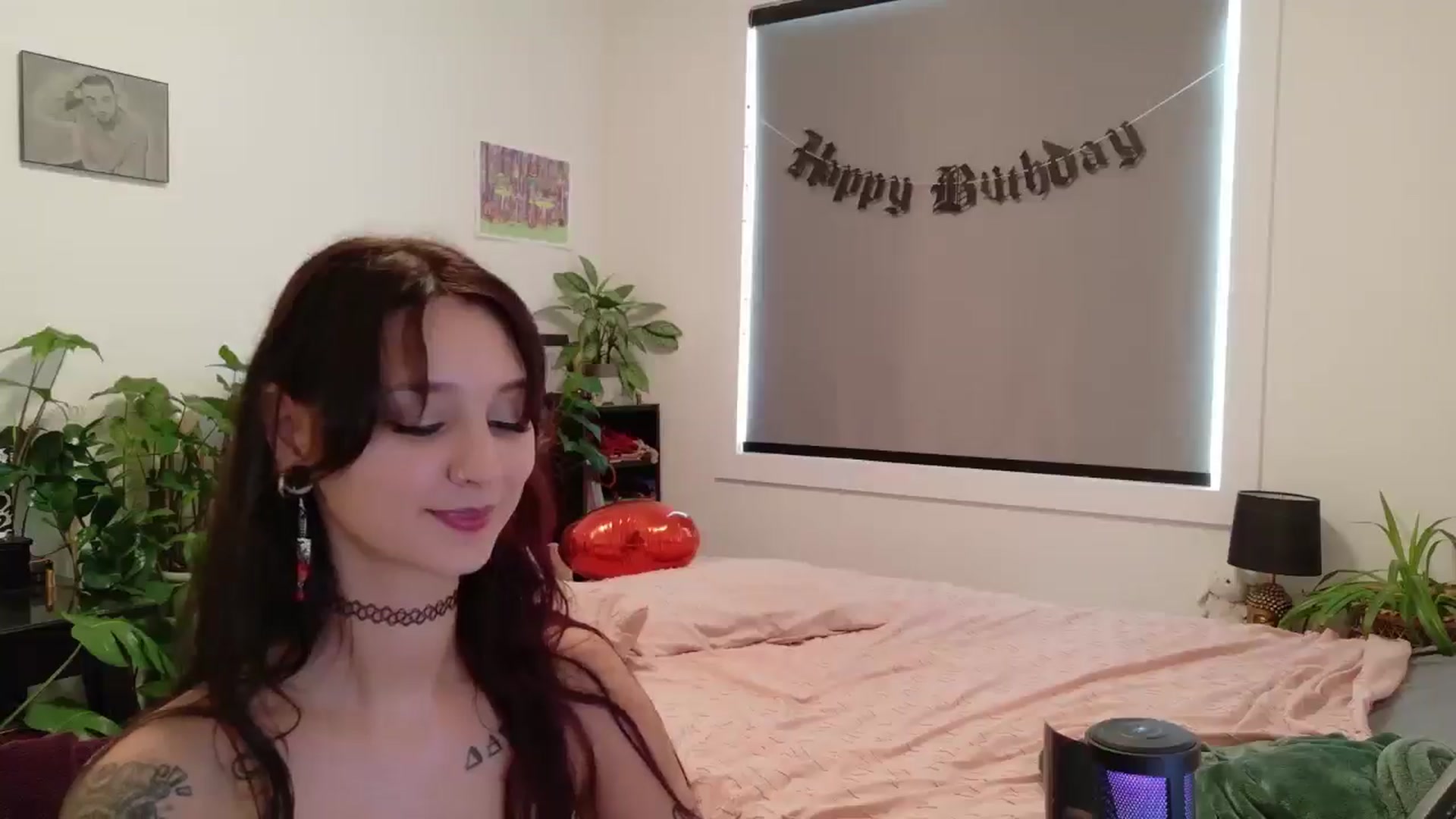 Gallery image thumbnail from ShyBabyy's myfreecams stream on, 09/18/2025, 21:19 image 10 of 20