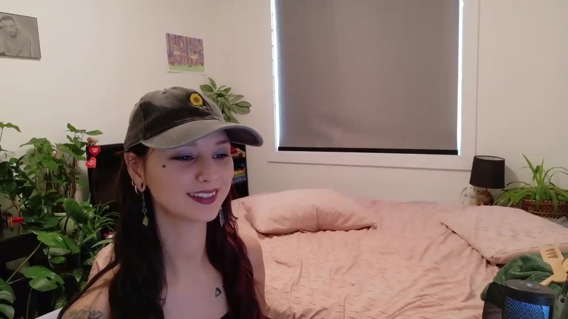 Gallery image thumbnail from ShyBabyy's myfreecams stream on, 09/23/2025, 18:36 image 6 of 20