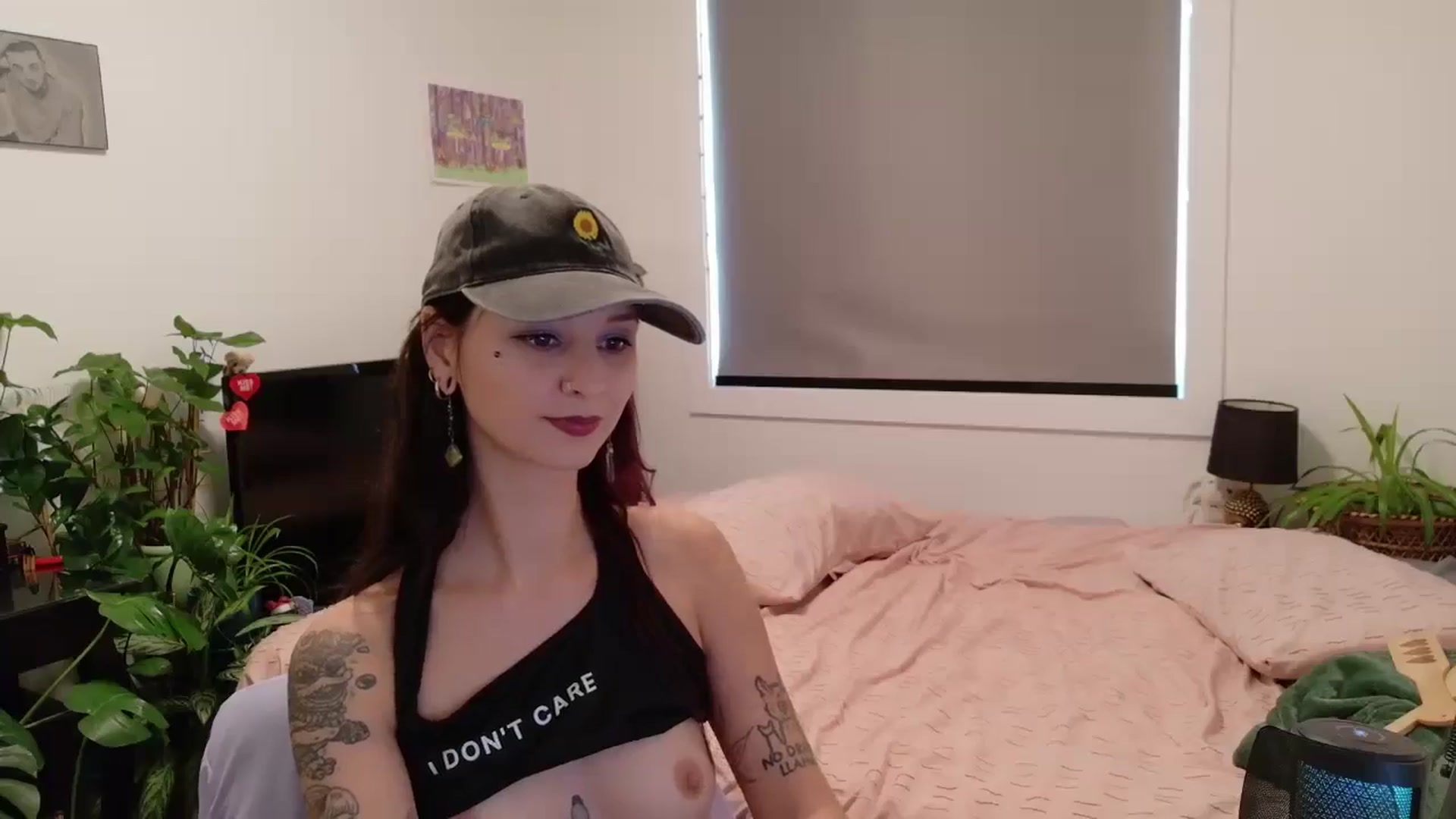 Gallery image thumbnail from ShyBabyy's myfreecams stream on, 09/23/2025, 18:36 image 13 of 20