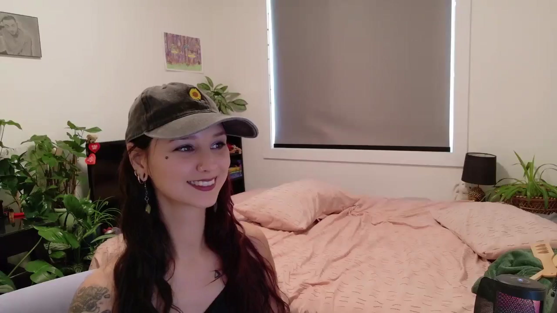 Gallery image thumbnail from ShyBabyy's myfreecams stream on, 09/23/2025, 18:36 image 10 of 20