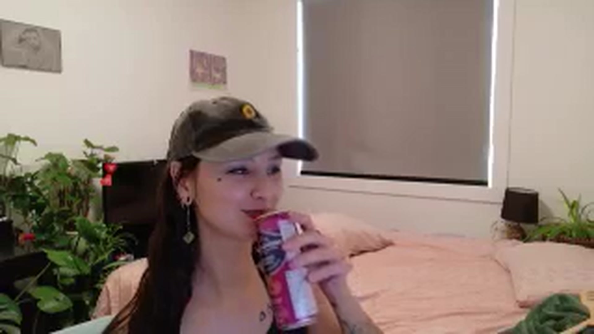 Gallery image thumbnail from ShyBabyy's myfreecams stream on, 09/23/2025, 20:35 image 19 of 20