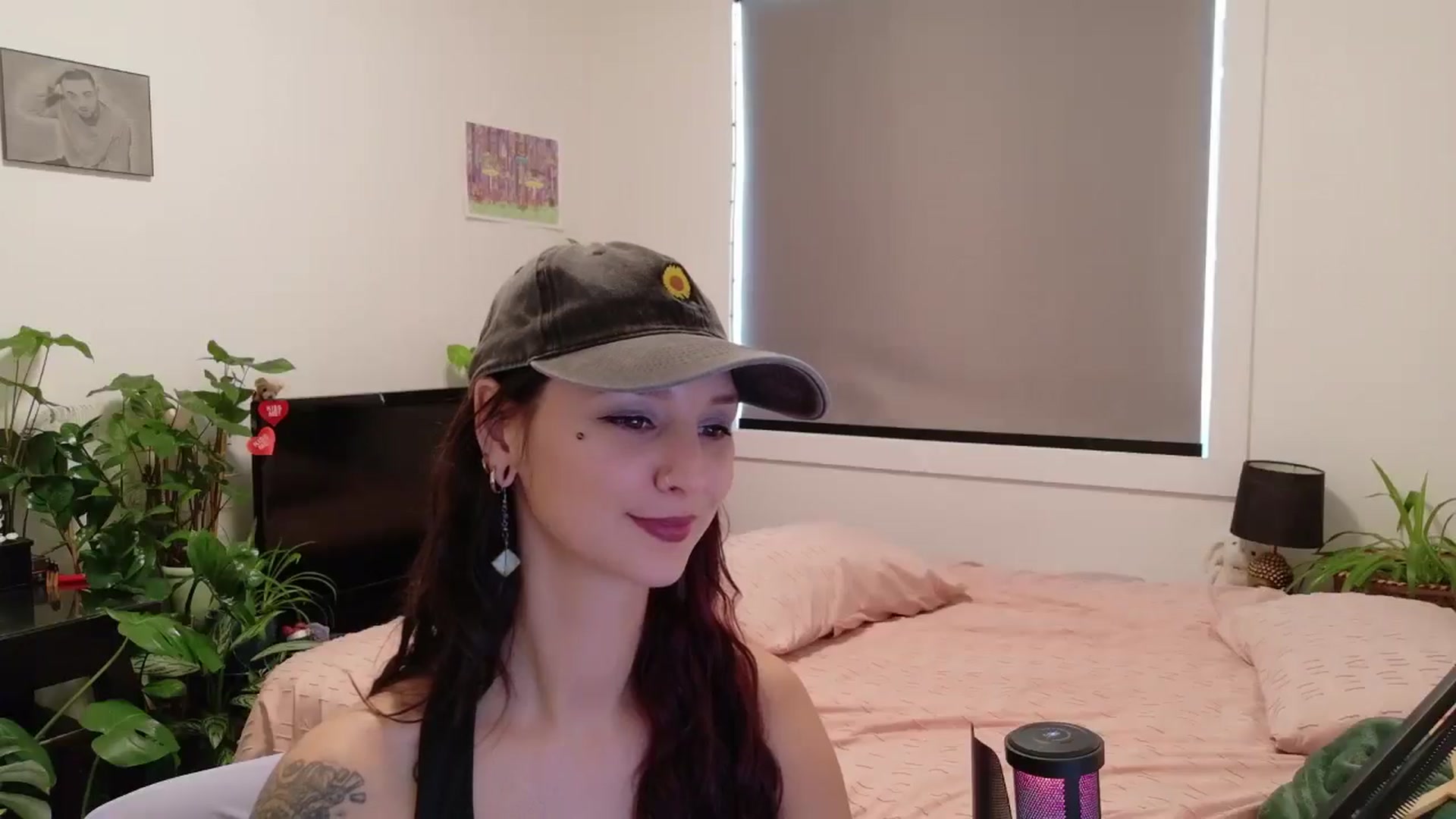 Gallery image thumbnail from ShyBabyy's myfreecams stream on, 09/23/2025, 20:35 image 2 of 20