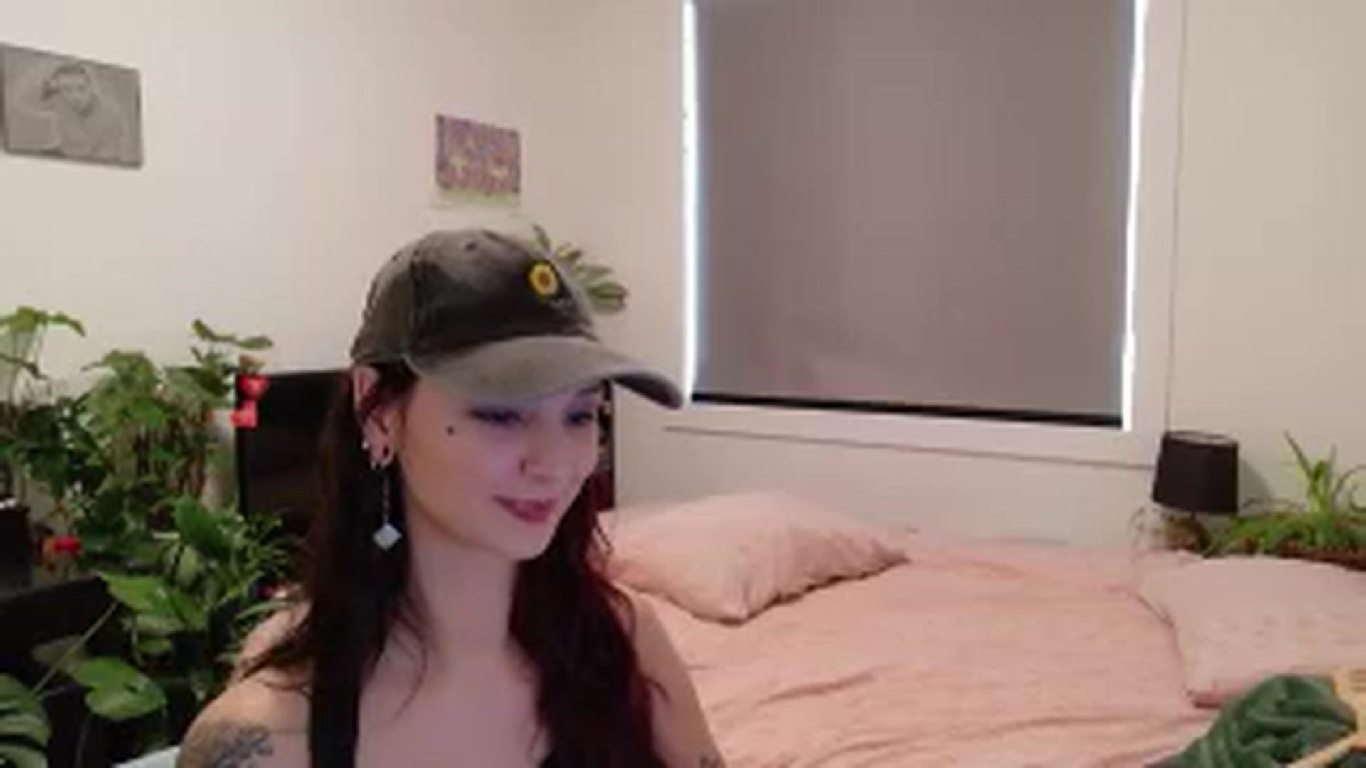 Gallery image thumbnail from ShyBabyy's myfreecams stream on, 09/23/2025, 20:35 image 18 of 20