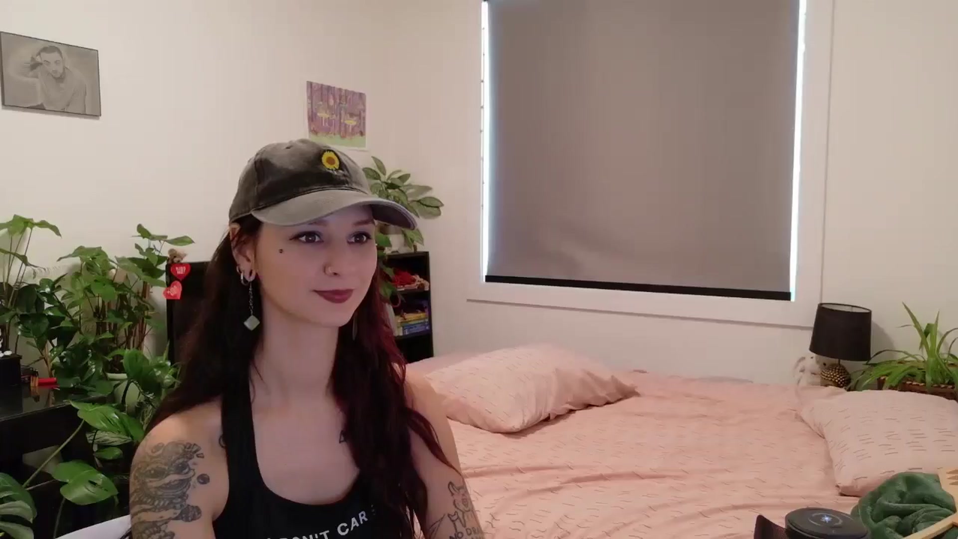 Gallery image thumbnail from ShyBabyy's myfreecams stream on, 09/23/2025, 20:35 image 1 of 20