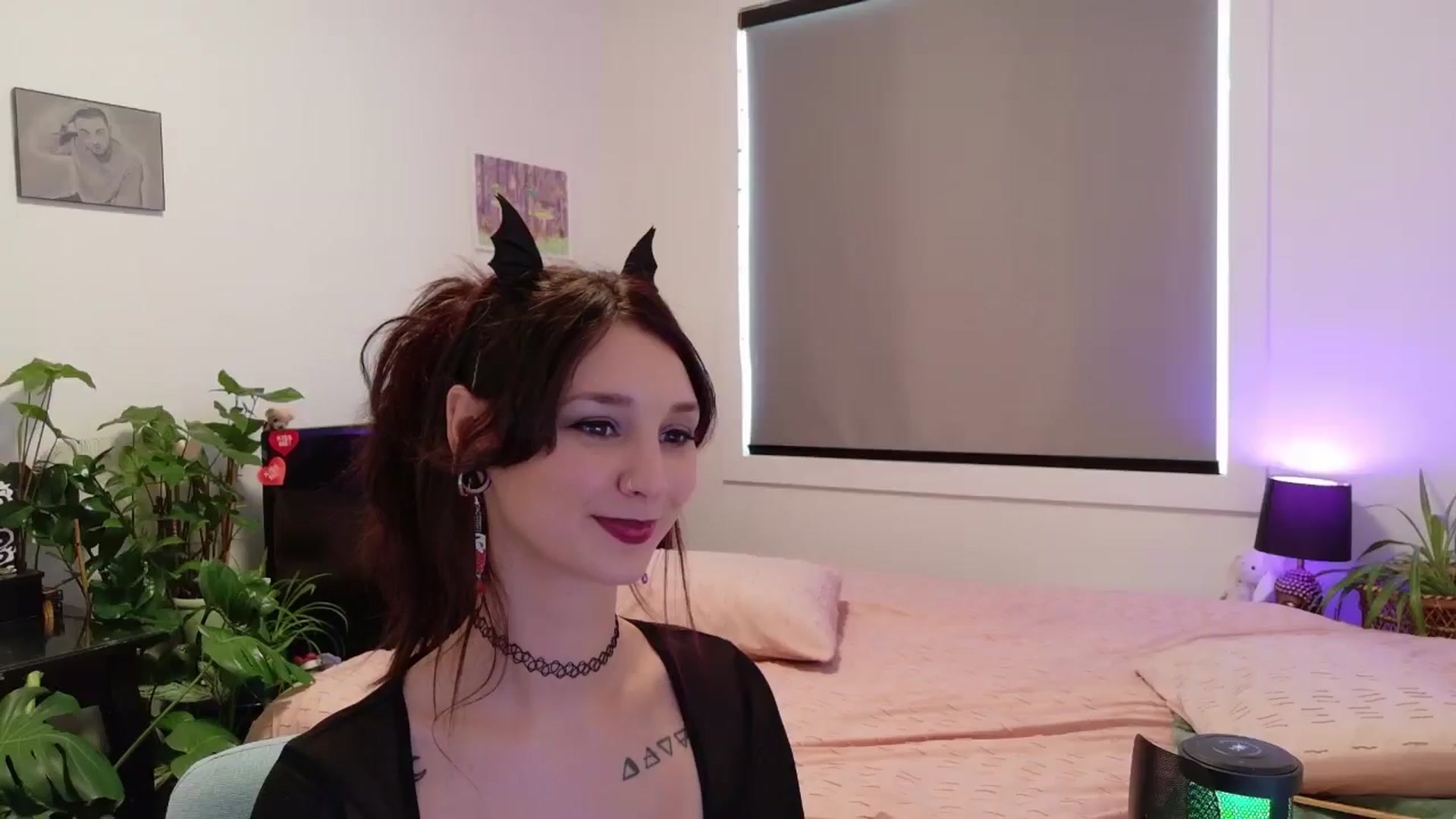 Gallery image thumbnail from ShyBabyy's myfreecams stream on, 09/25/2025, 19:14 image 14 of 20