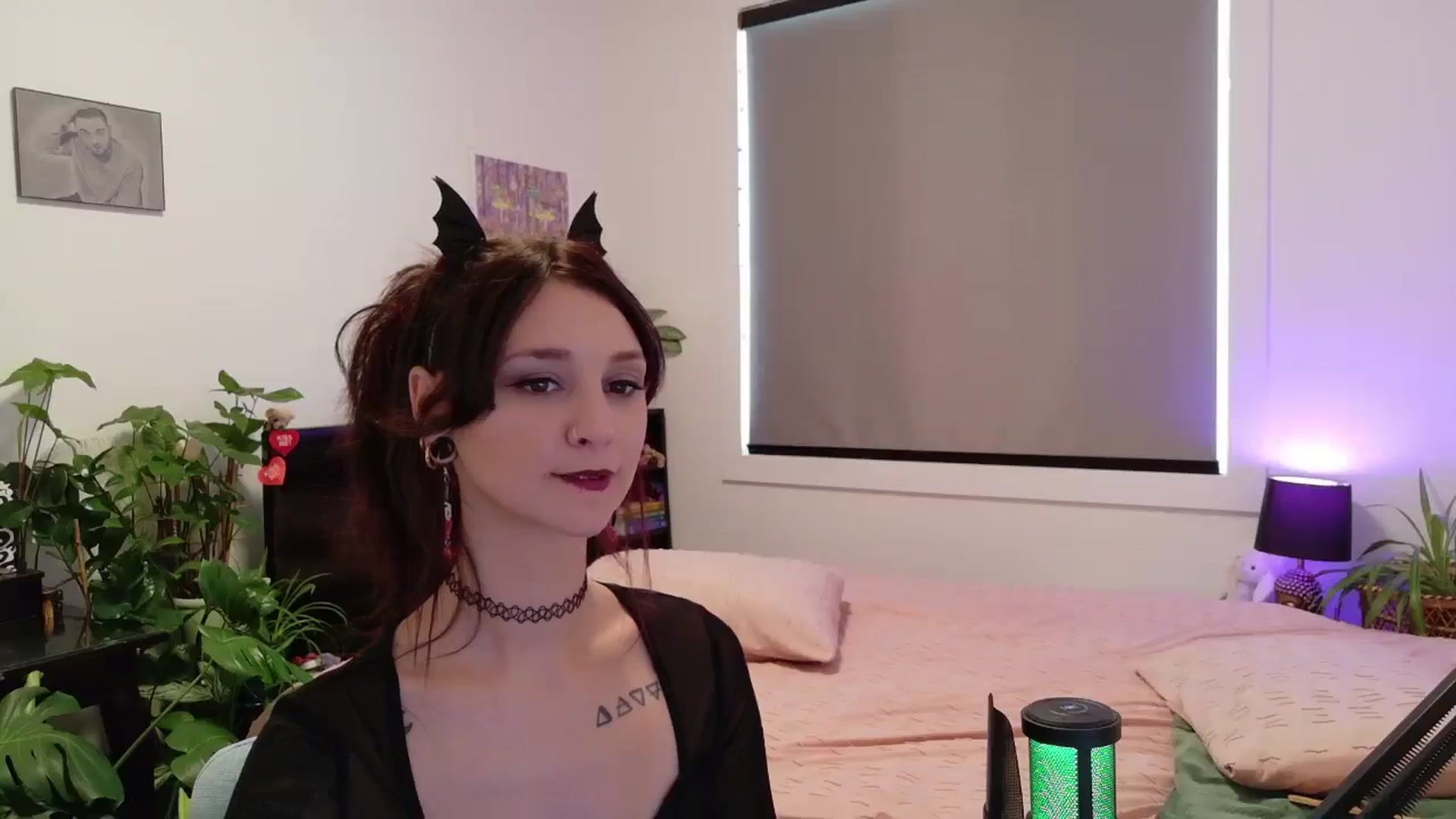 Gallery image thumbnail from ShyBabyy's myfreecams stream on, 09/25/2025, 19:14 image 4 of 20