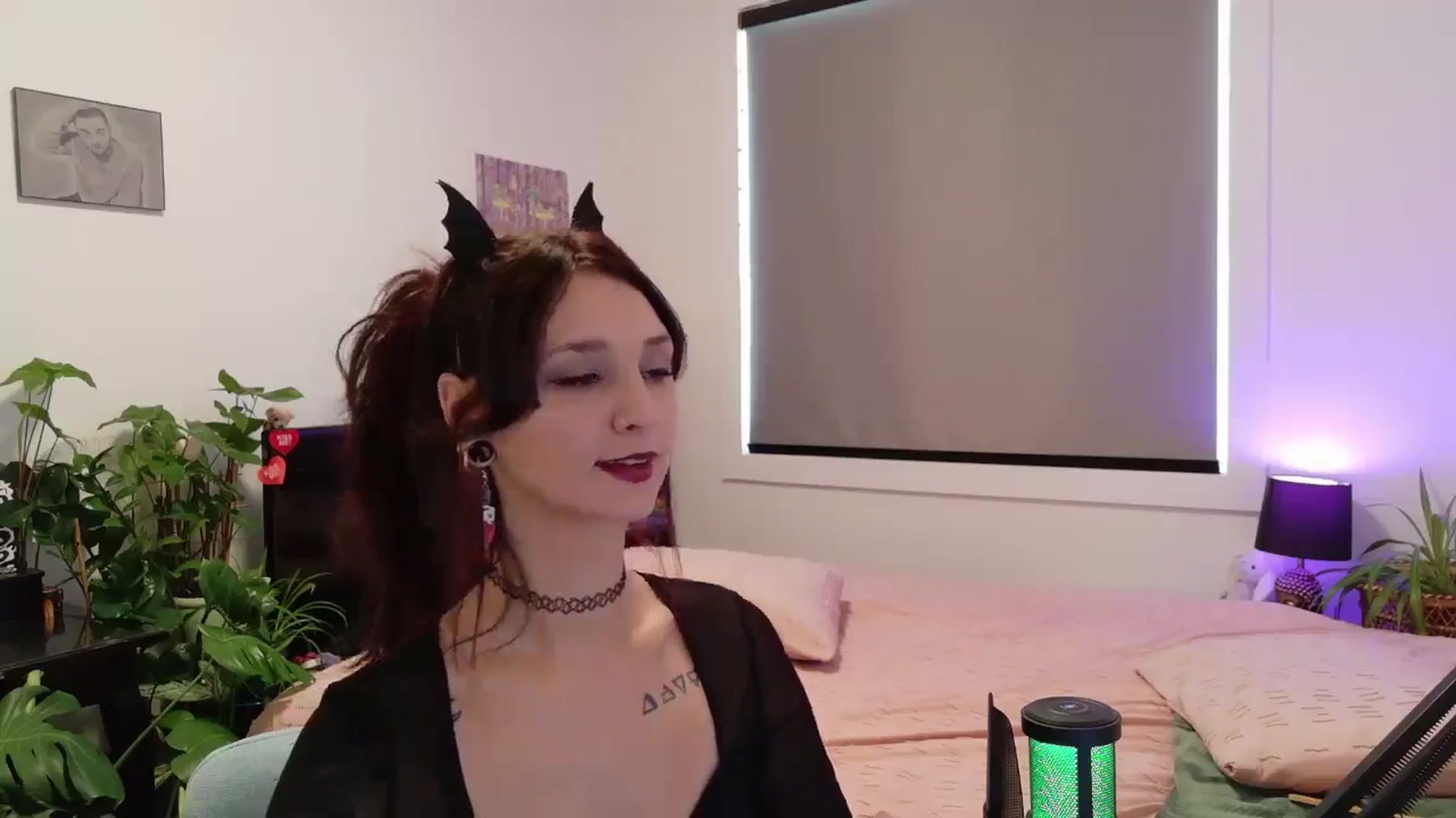Gallery image thumbnail from ShyBabyy's myfreecams stream on, 09/25/2025, 19:14 image 3 of 20