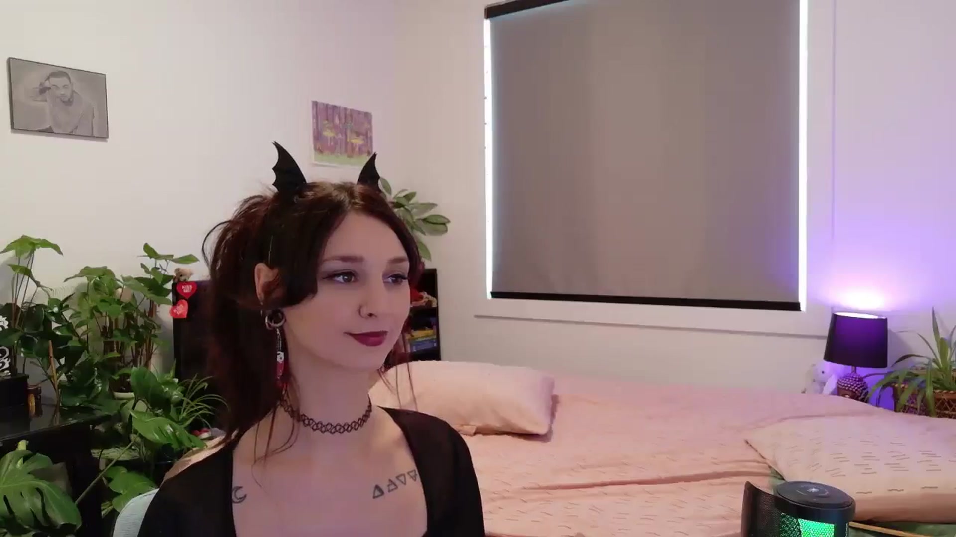 Gallery image thumbnail from ShyBabyy's myfreecams stream on, 09/25/2025, 19:14 image 15 of 20